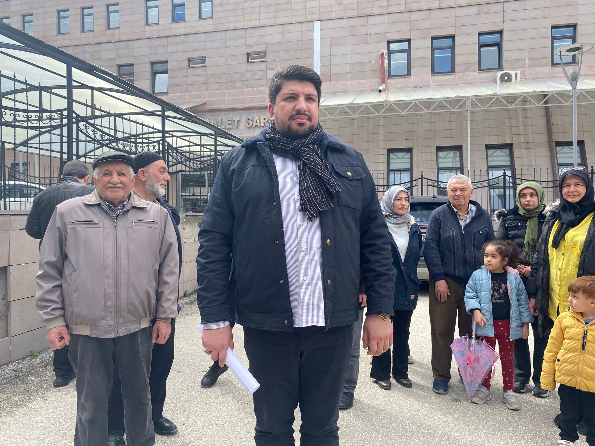 Yeşiltepe'de Mahalleli Ile Muhtar Karşı Karşıya! (1)-1