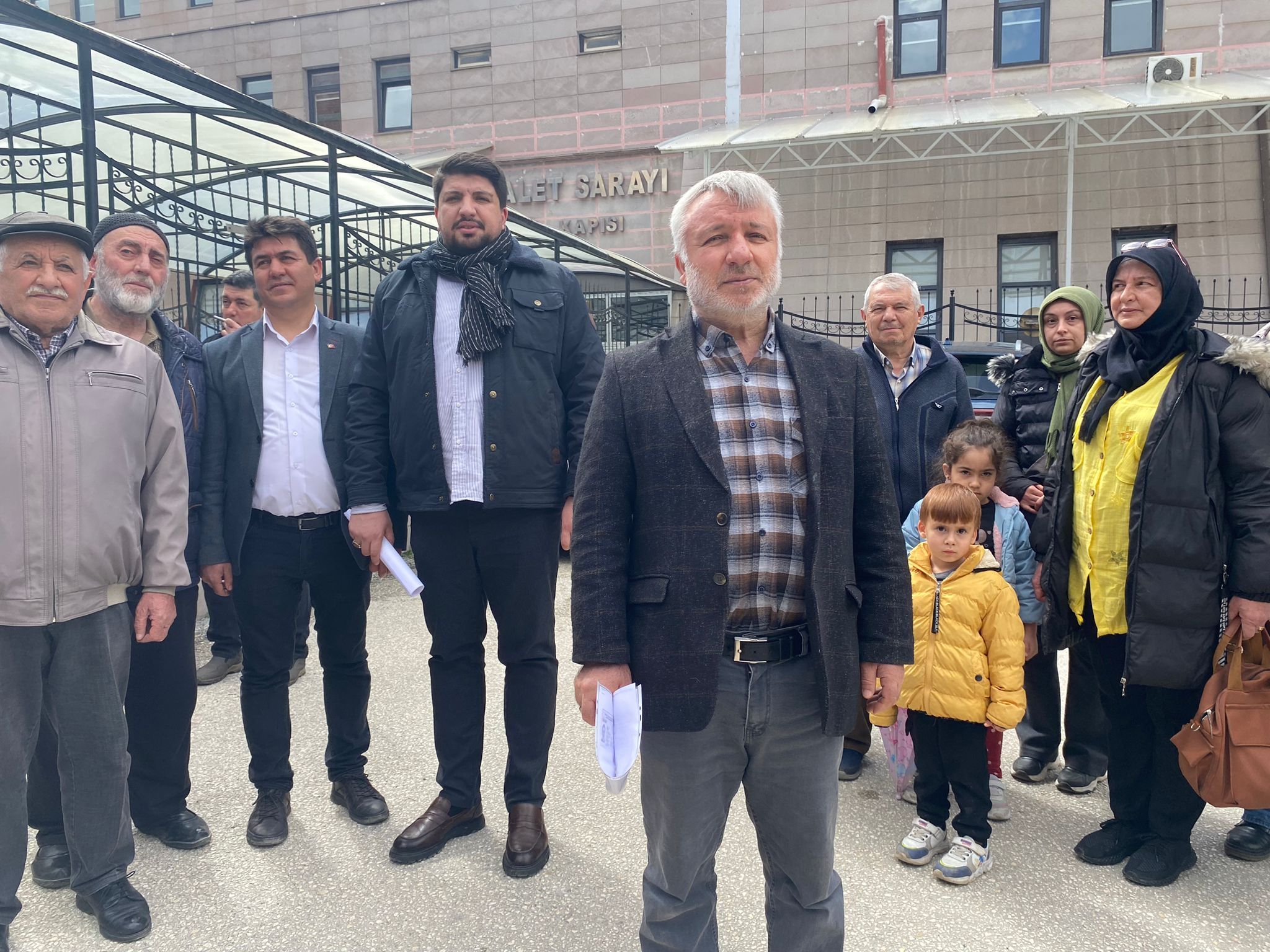 Yeşiltepe'de Mahalleli Ile Muhtar Karşı Karşıya! (3)