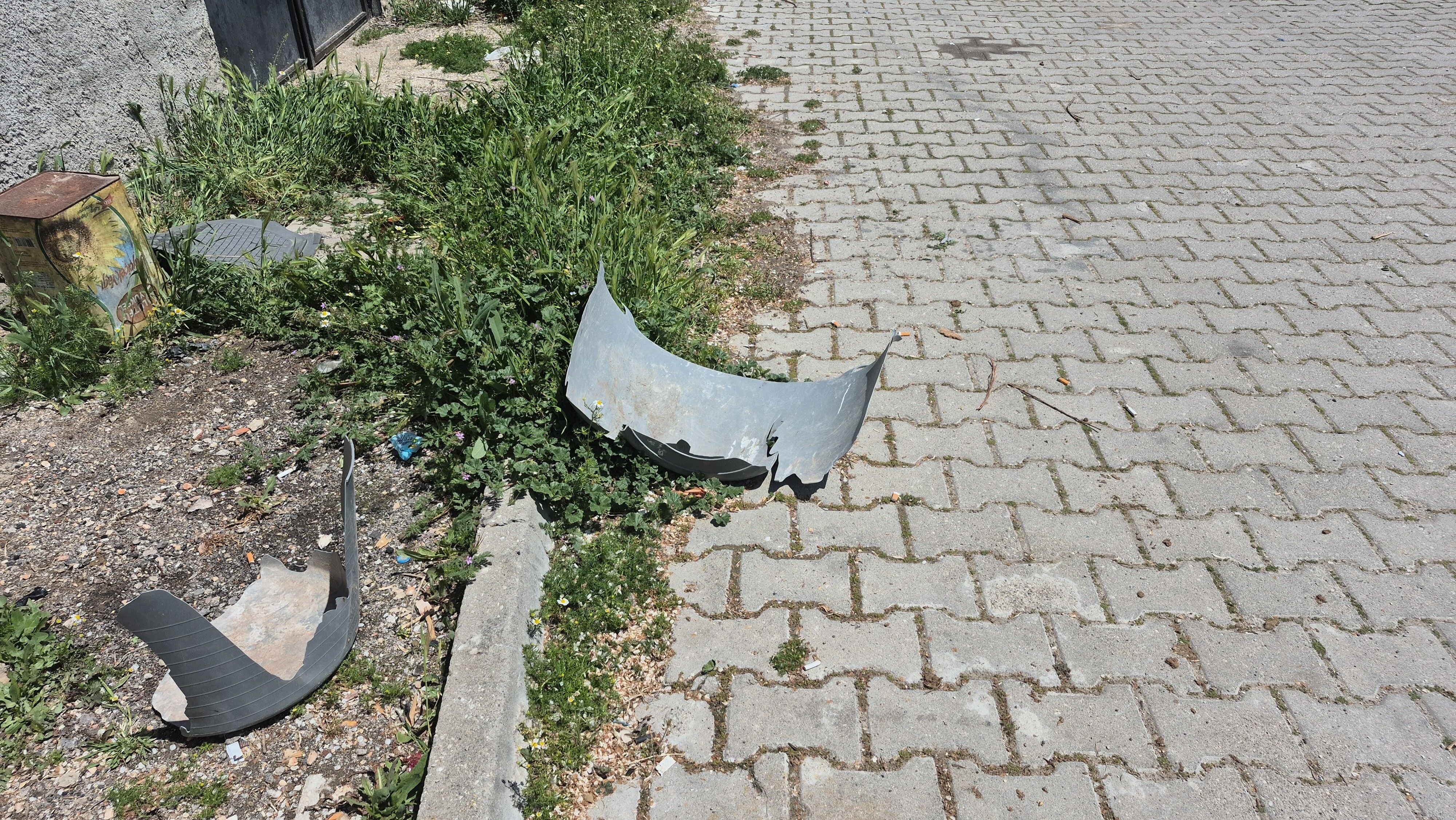 A W699987 06