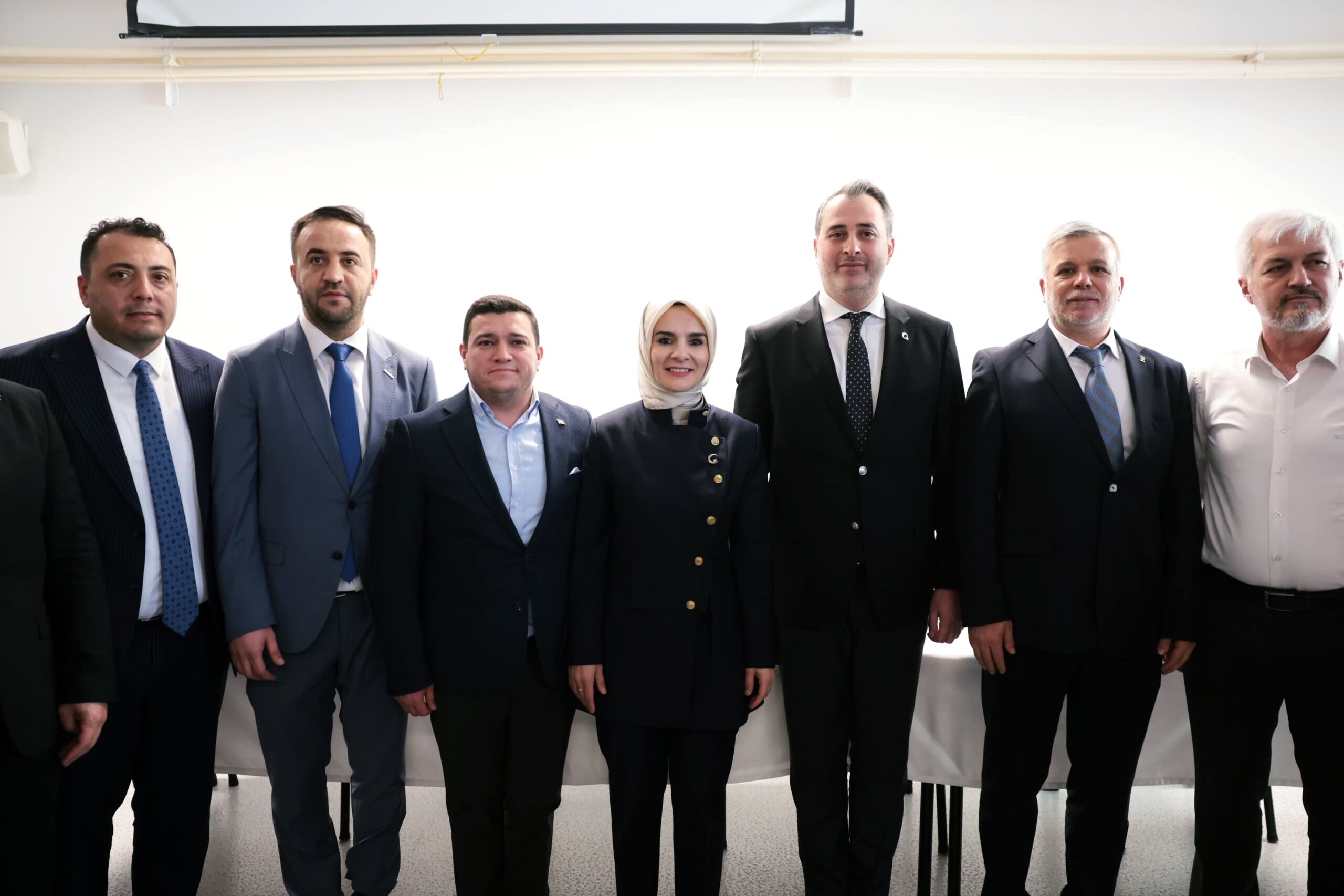 Ak Parti Heyeti Belçika'da Gurbetçilerle Buluştu (4)