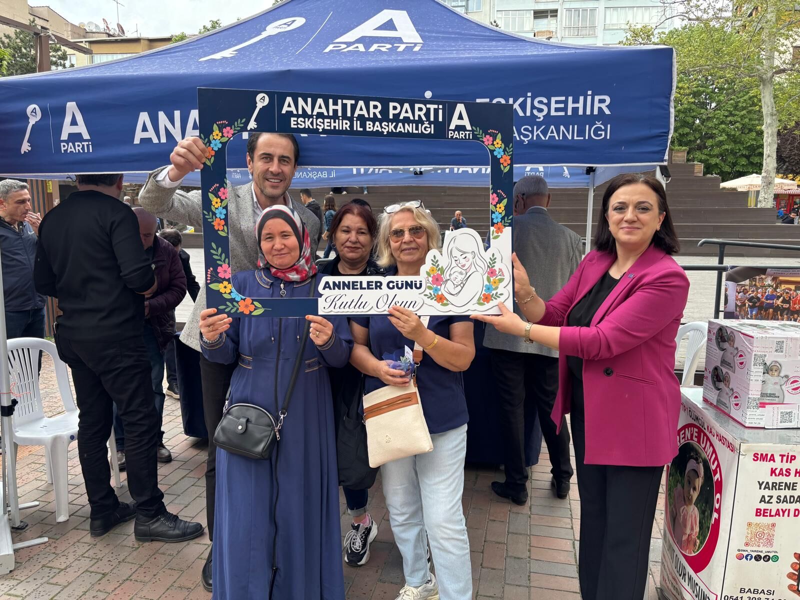 Anahtar Parti’den Eskişehir’de Anneler Günü Etkinliği (1)