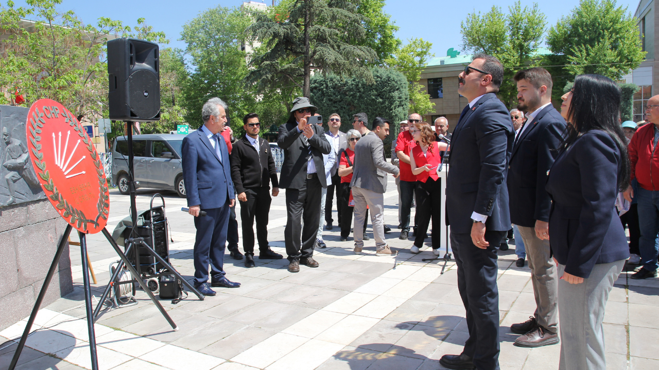 Chp Eskişehir'den 19 Mayıs Coşkusu (2)-1