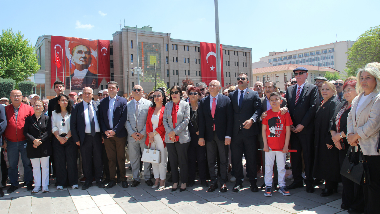 Chp Eskişehir'den 19 Mayıs Coşkusu (4)-1