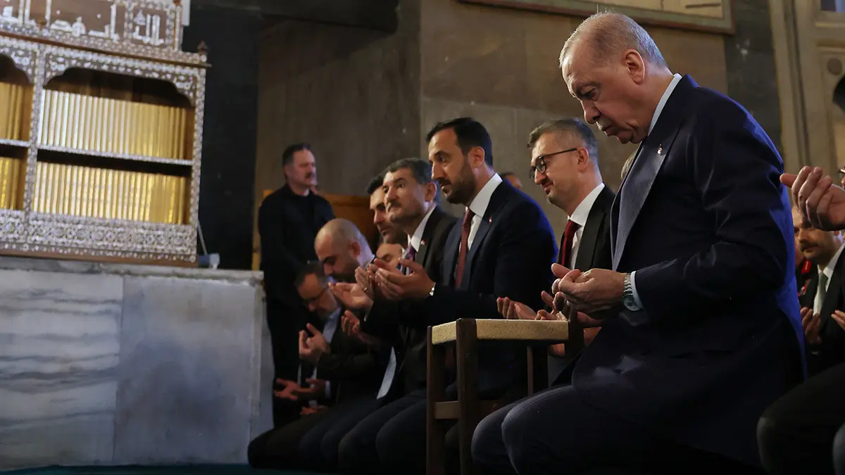 Cumhurbaşkanı Erdoğan Kuran Okudu 3