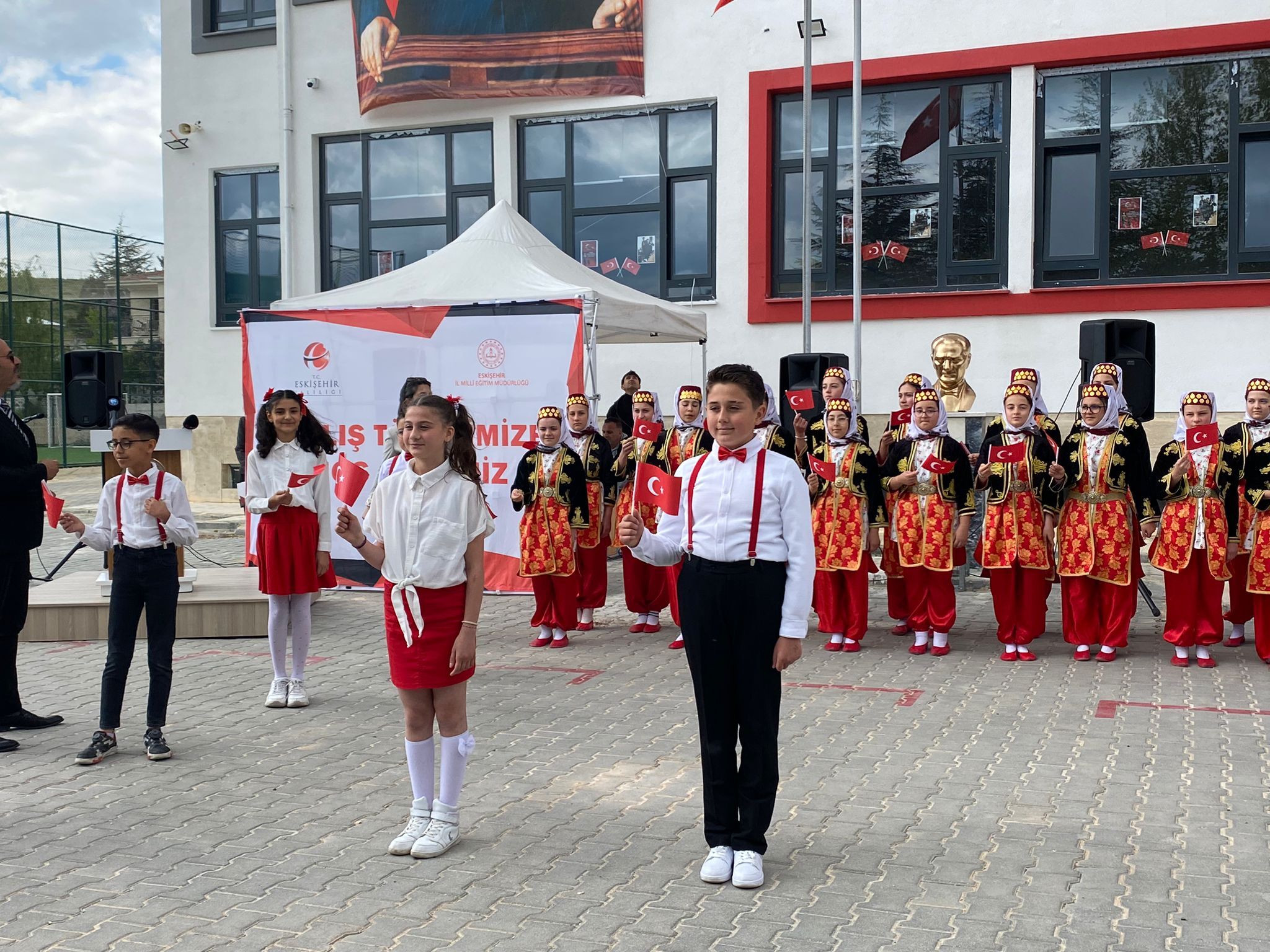 Dr. Mustafa Çamkoru Ortaokulu Açıldı (11)