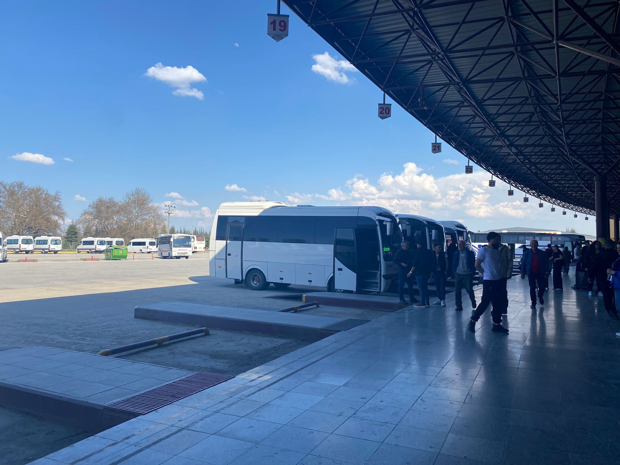 Eskişehir Otogarında Bayram Hareketliliği Başladı (4)