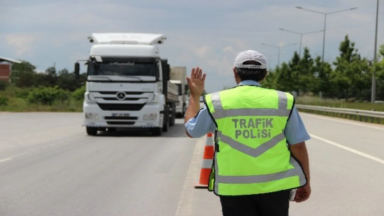 Eskişehir’de 1 Haftada 36 Bin Araç Ve Sürücü Denetlendi (2)