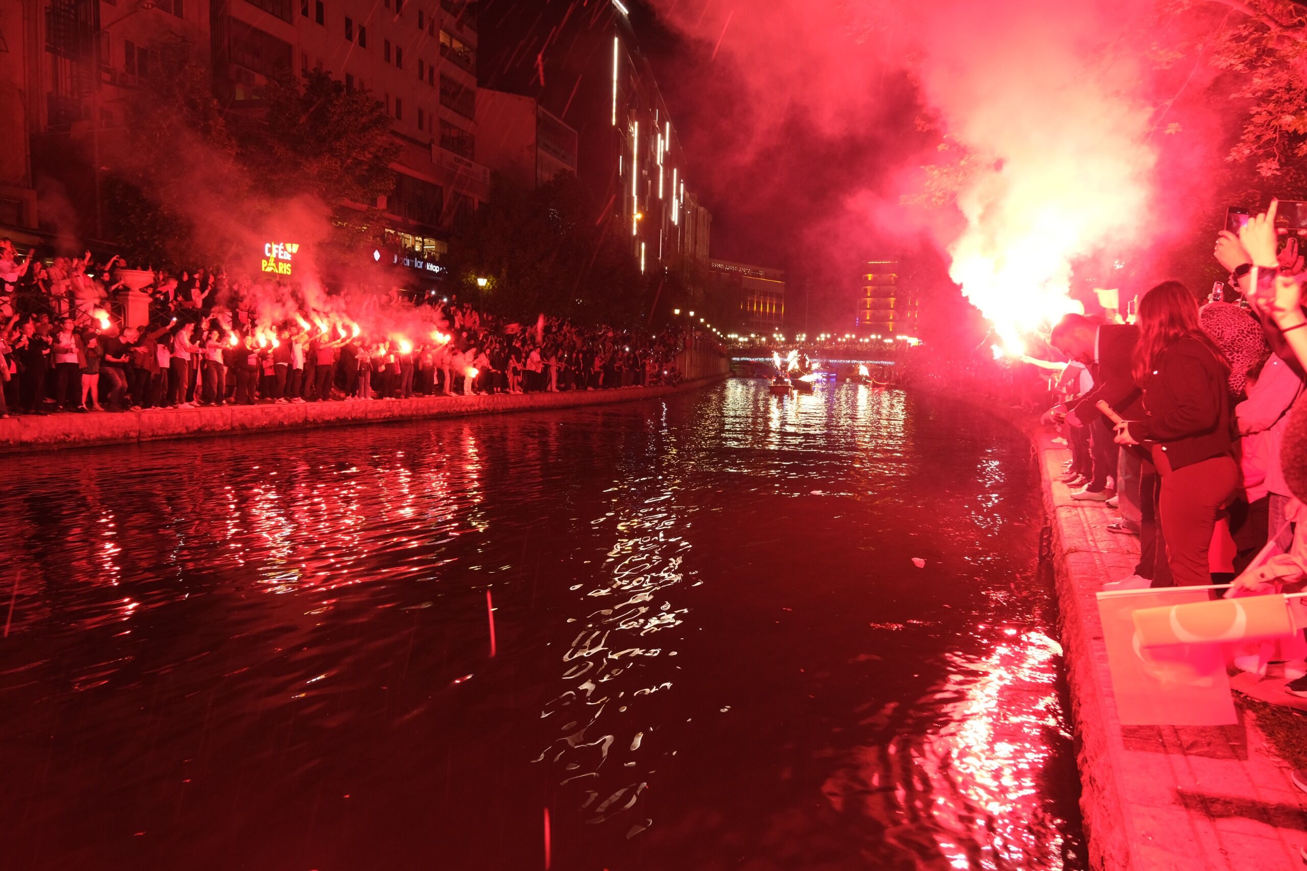 Eskişehir’de Fener Alayı Ile Unutulmaz 19 Mayıs Yaşandı (3)
