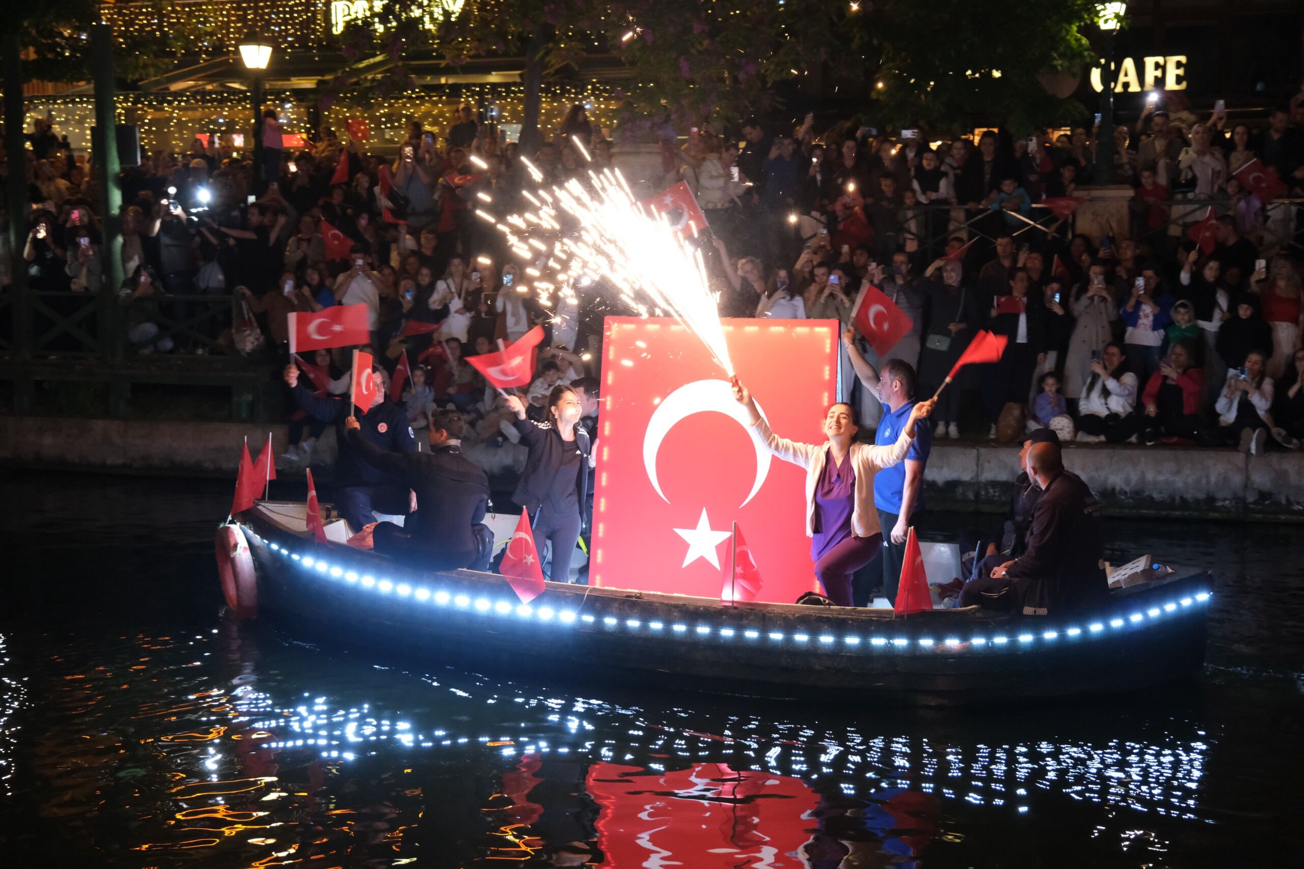 Eskişehir’de Fener Alayı Ile Unutulmaz 19 Mayıs Yaşandı (5)