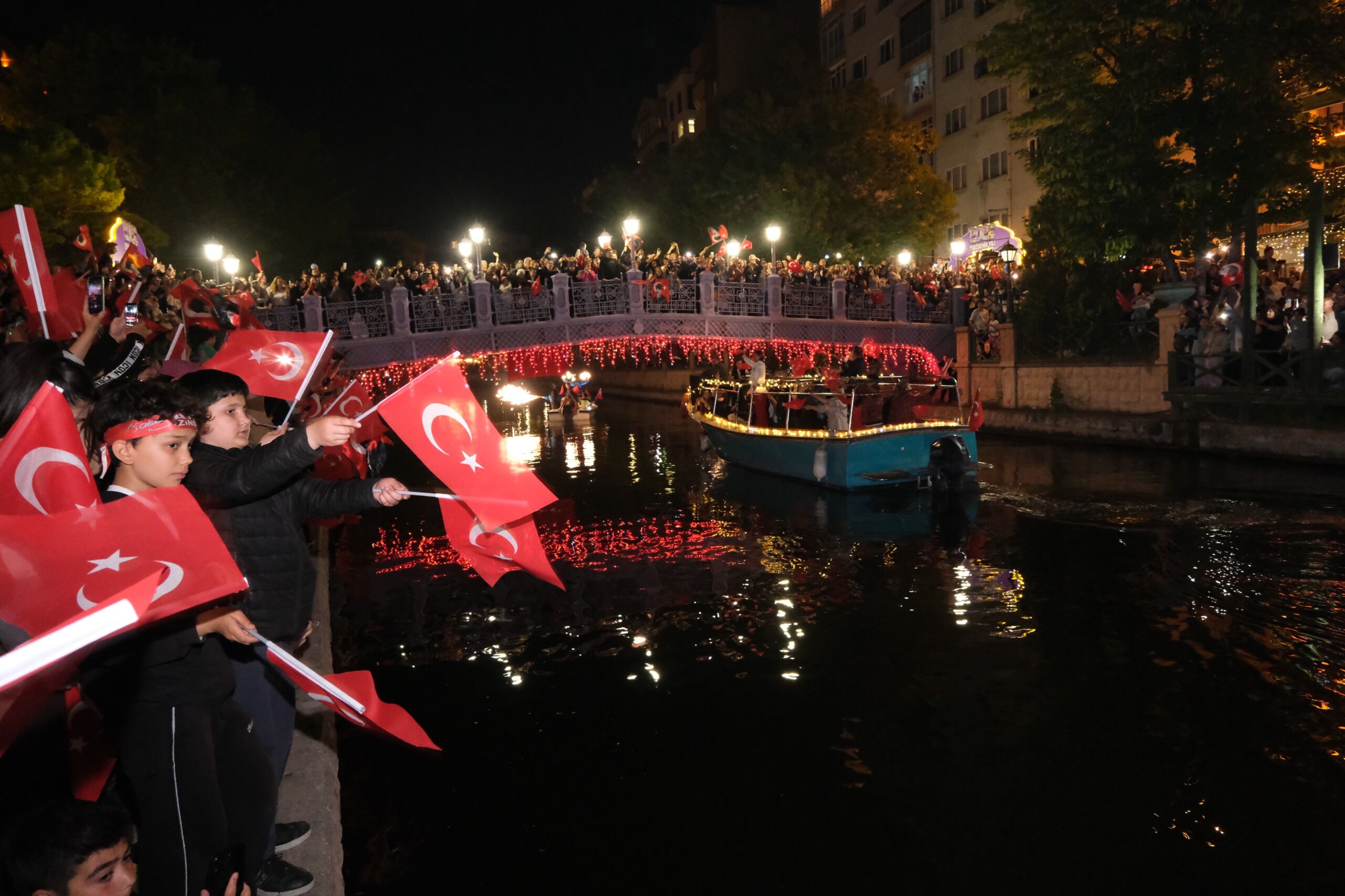 Eskişehir’de Fener Alayı Ile Unutulmaz 19 Mayıs Yaşandı (7)
