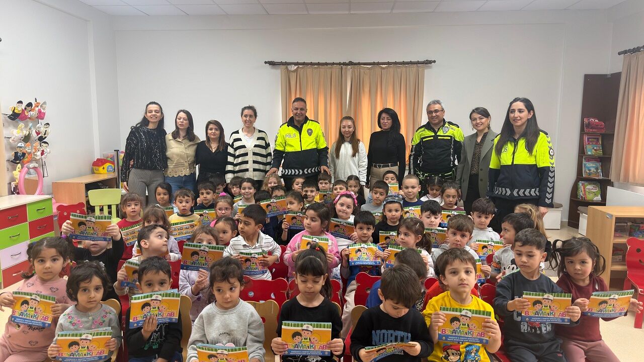 Eskişehir'de Minikler Trafik Kurallarını Oyunlarla Öğrendi (2)