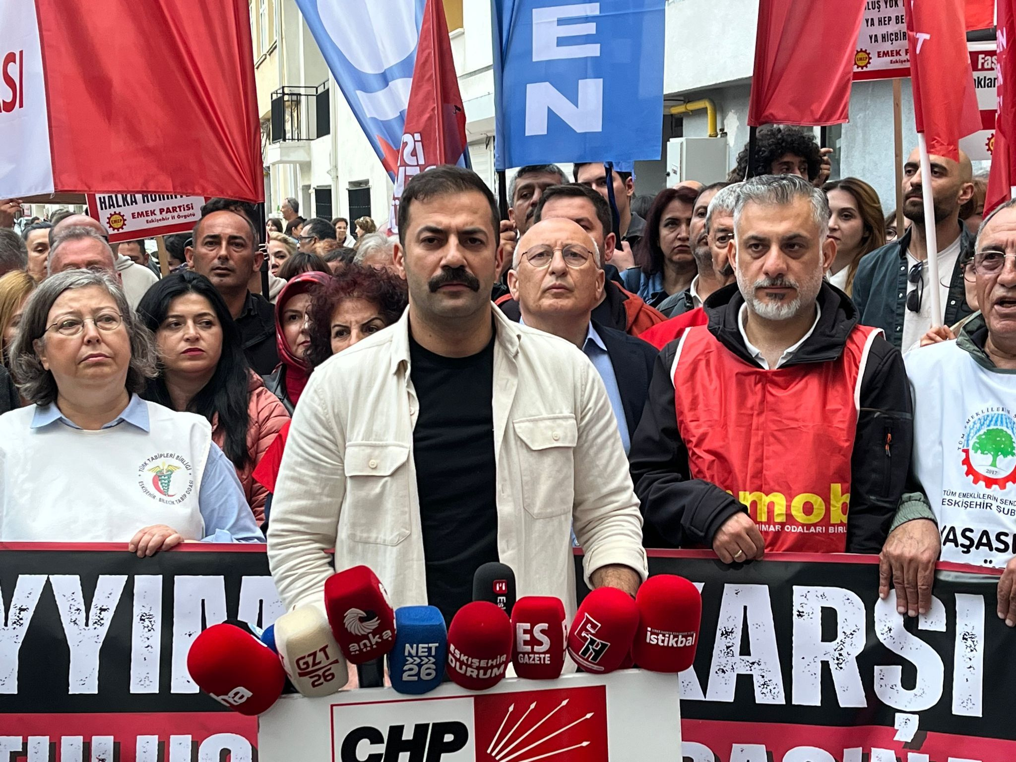Eskişehir’de Mutlak Butlan Kararına Tepki Yürüyüşü (2)-1