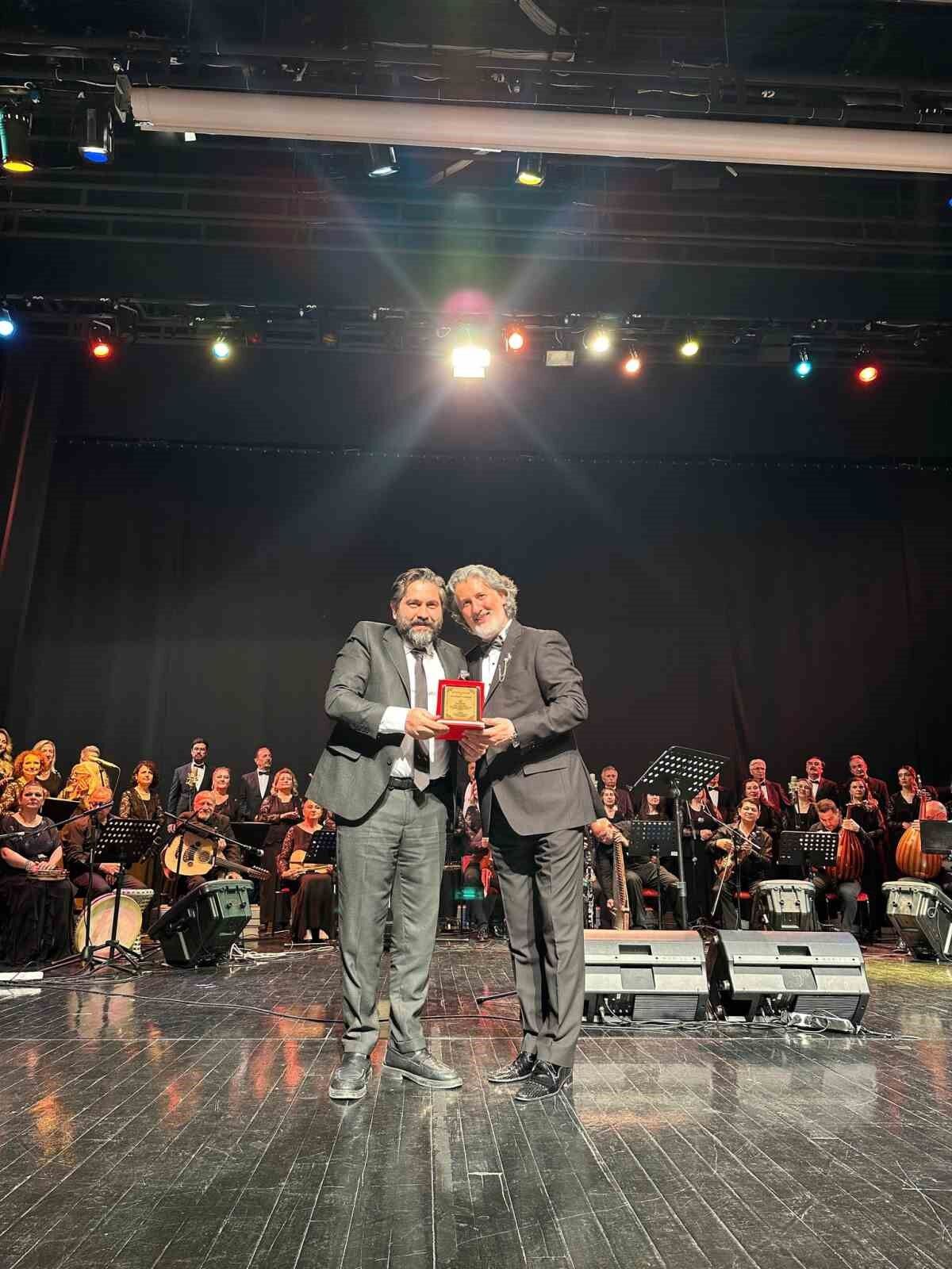 Eskişehir’de Nostalji Dolu Türk Sanat Müziği Gecesi (1)