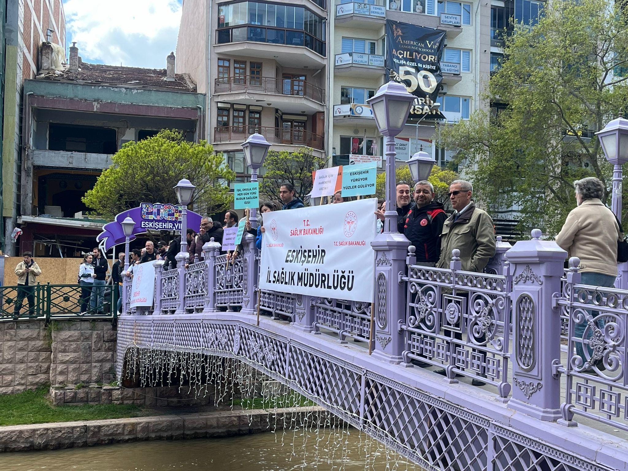 Eskişehir'de Obeziteye Dikkat Çekmek İçin Yürüdüler (7)