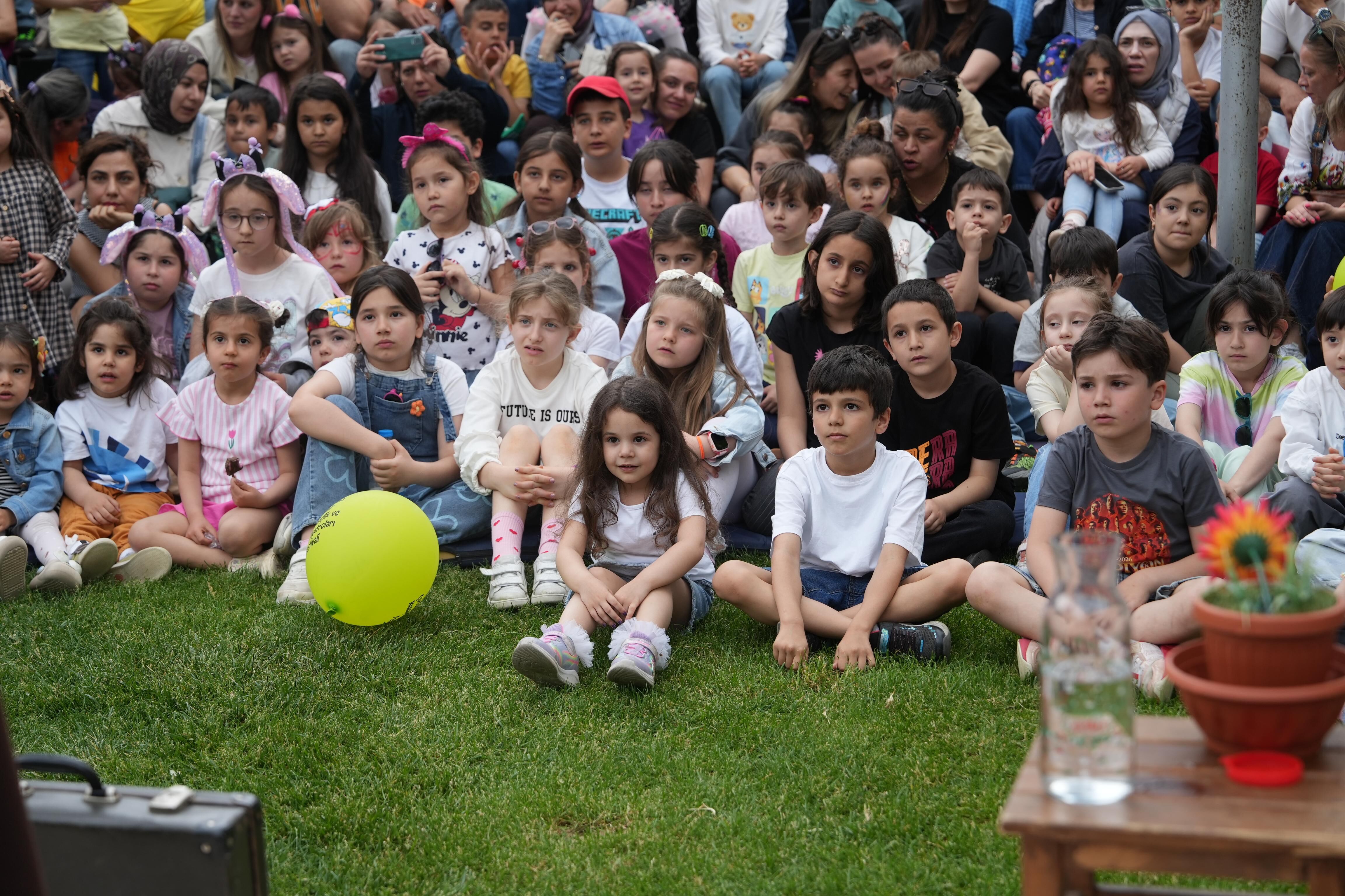 Eskişehir’de Tiyatro Festivali Coşkuyla Başladı (2)