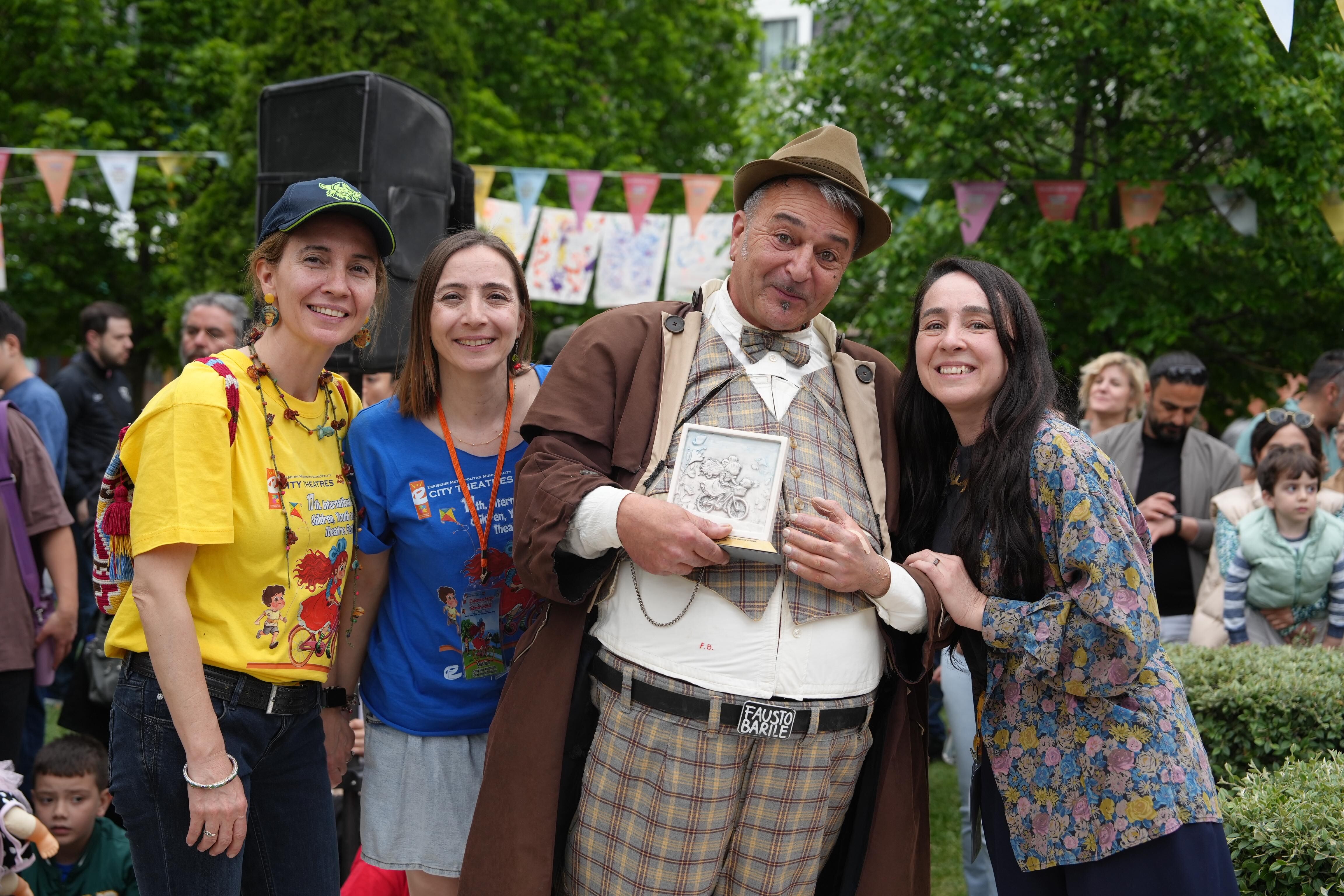 Eskişehir’de Tiyatro Festivali Coşkuyla Başladı (3)