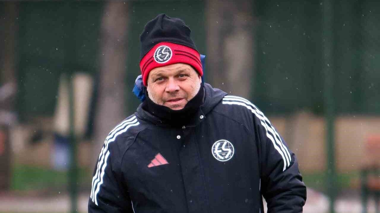 Eskişehirspor Ayvalıkgücü Maçına Hazırlanıyor (1)