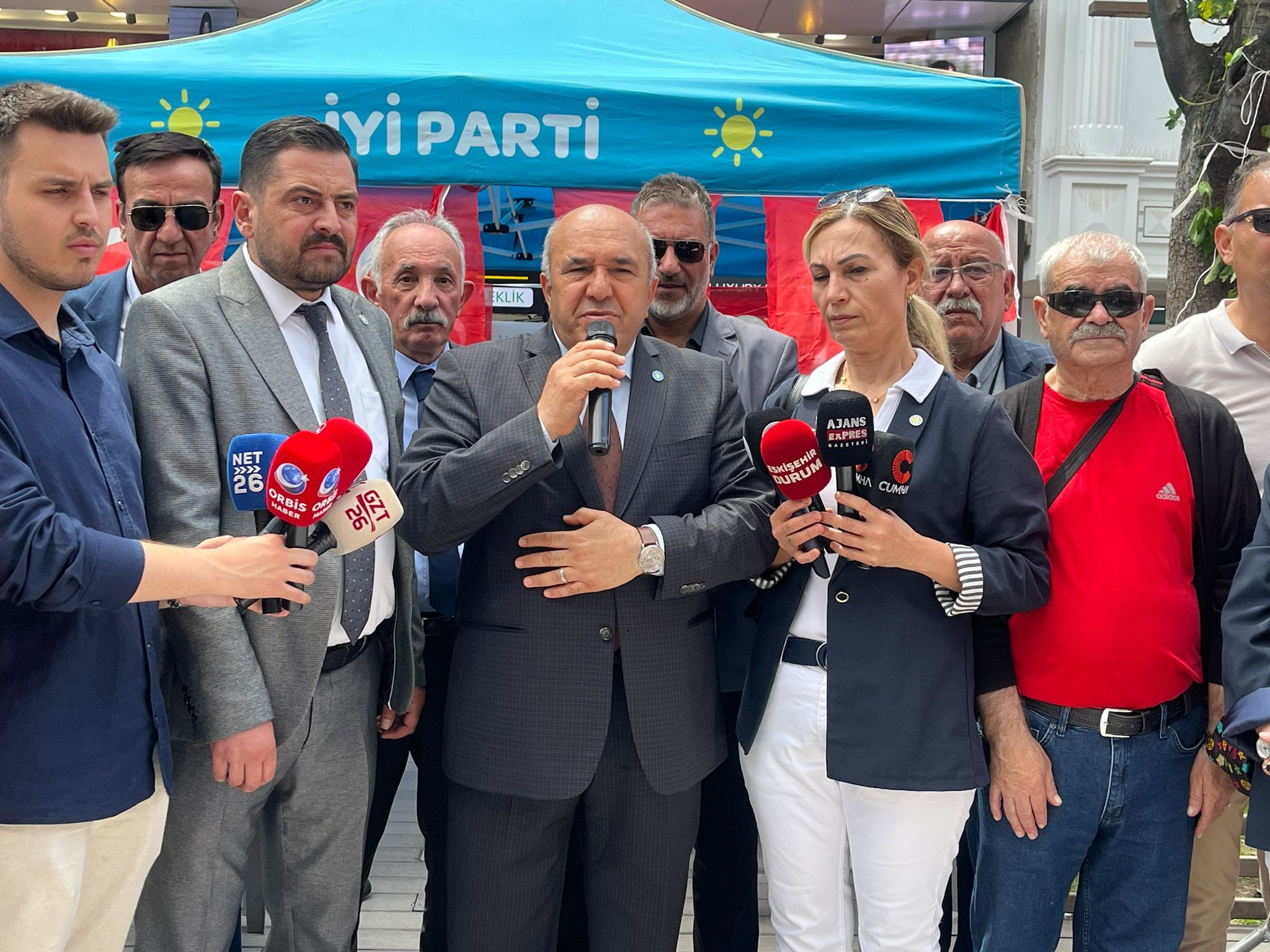 İyi̇ Parti’den Hamamyolu’nda Şehitler Sergisi (3)