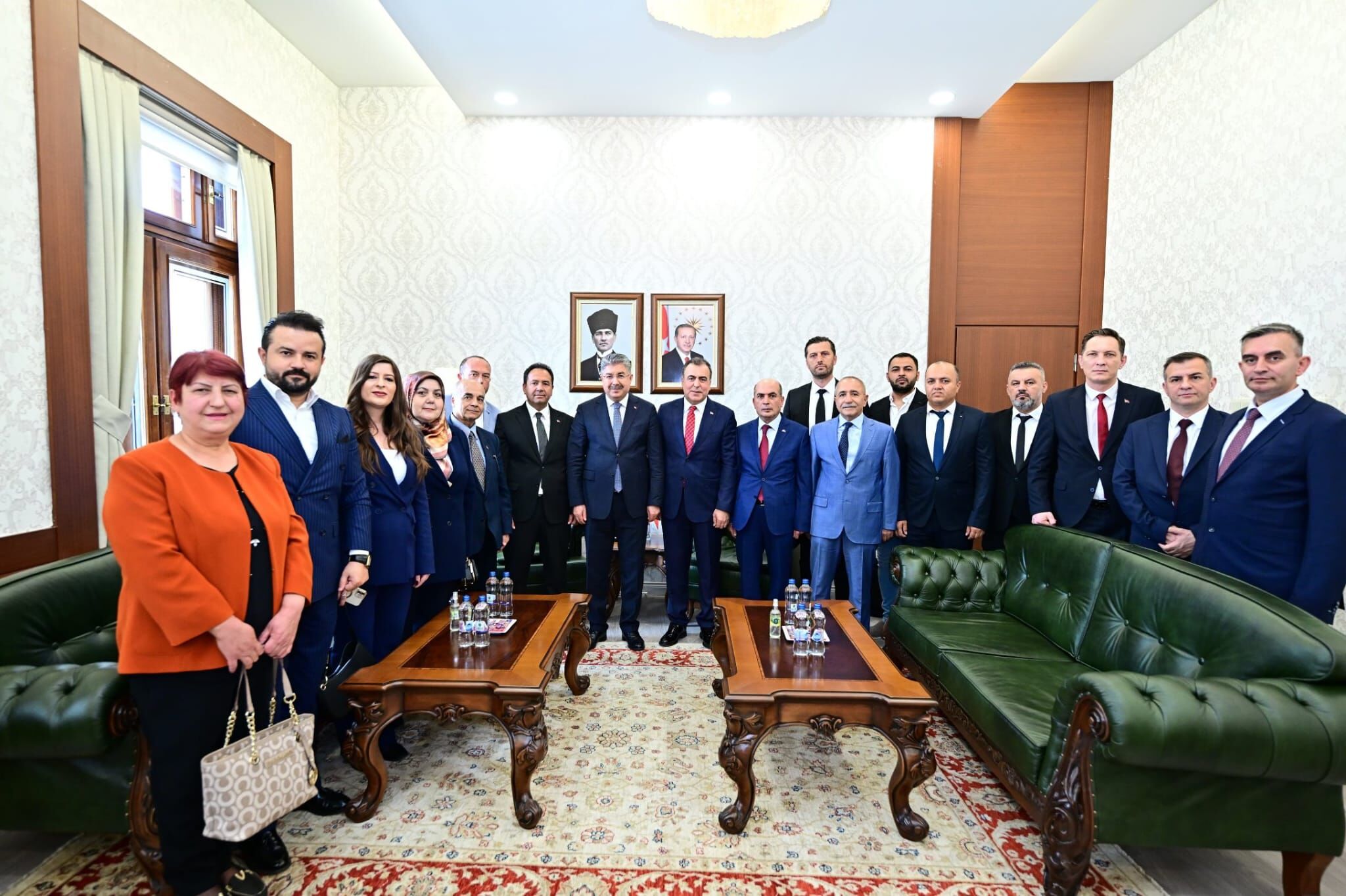 Mhp Eskişehir Heyeti Vali Yılmaz'ı Ziyaret Etti (3)