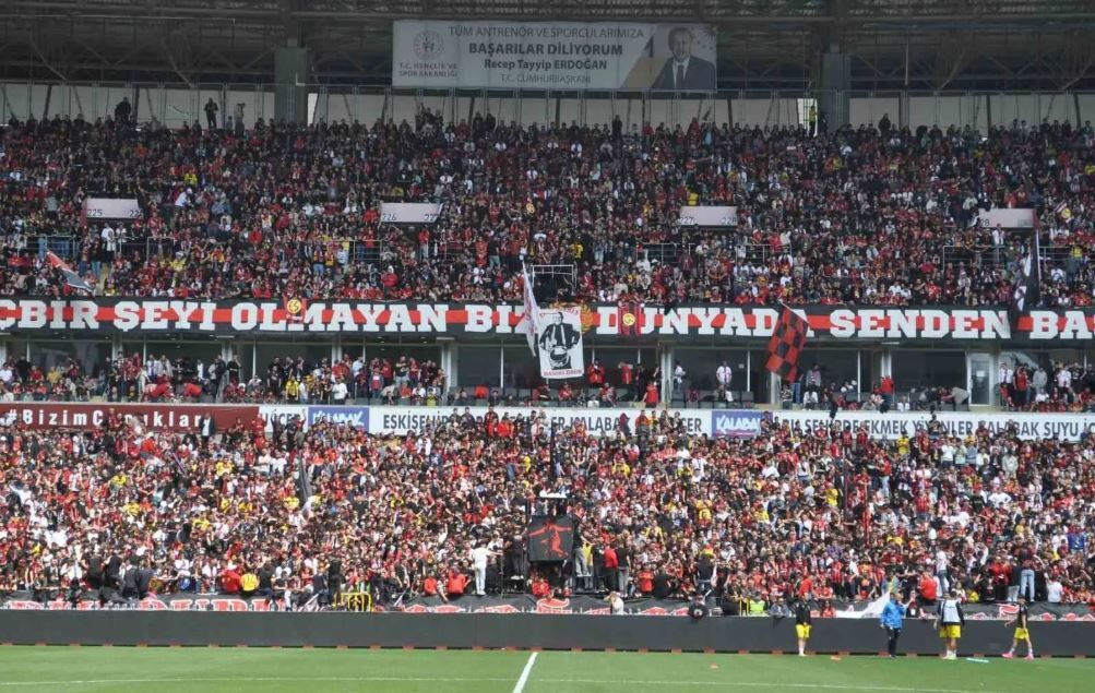 Mithat Körler “Geliyor Es Es” Marşının Hikayesini Anlattı (1)