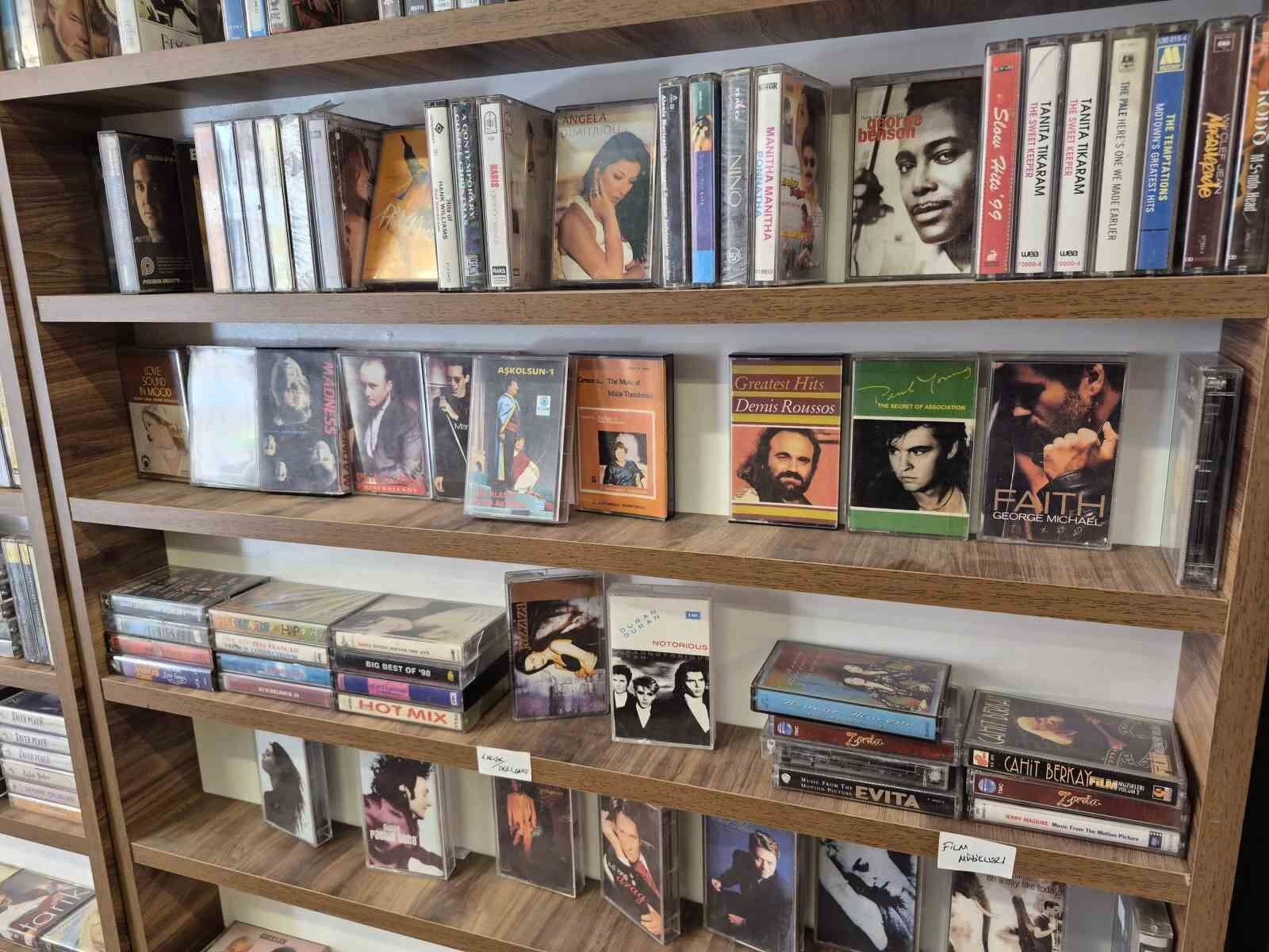 Nostaljik Hediye Arayanların Yeni Gözdesi Kaset (1)