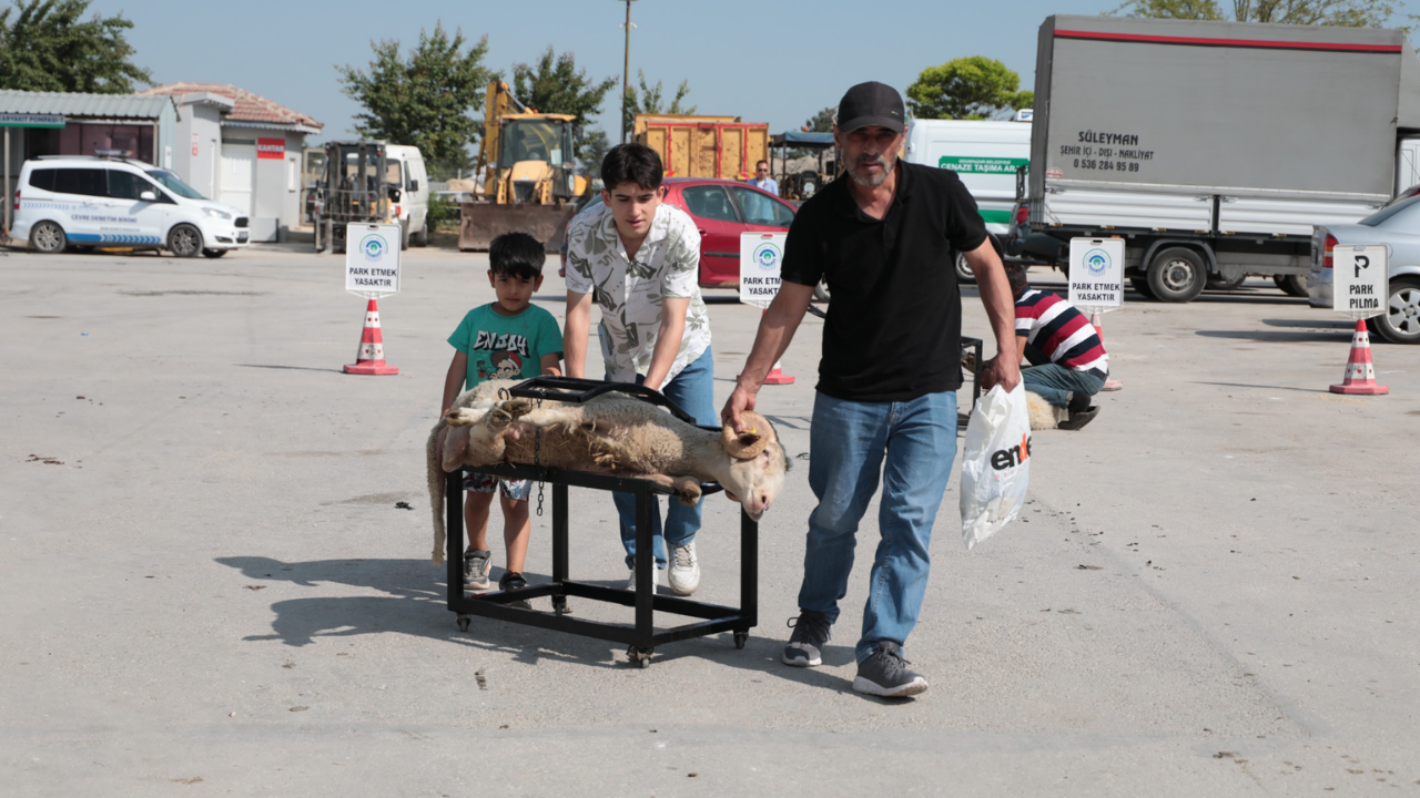 Odunpazarı’ndan Ücretsiz Kurban Kesim Hizmeti (1)