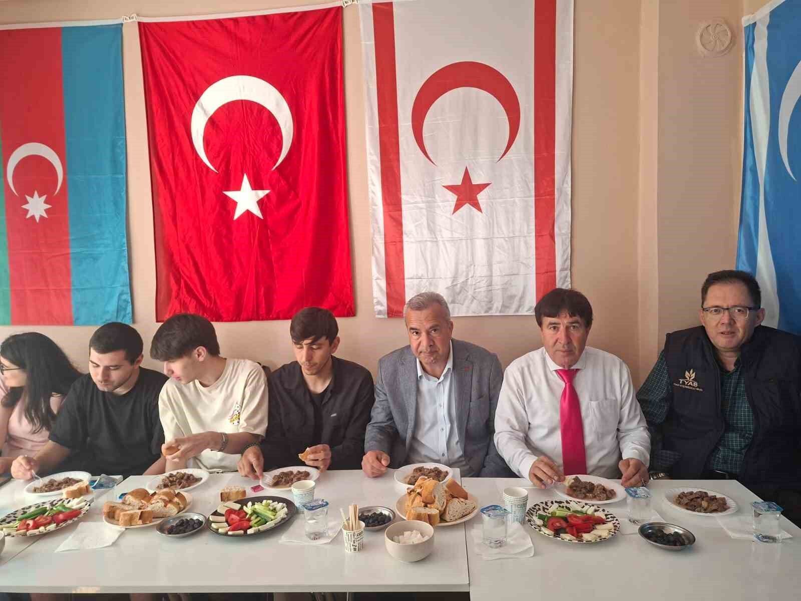 Türk Dünyası Öğrencileri Eskişehir’de Bayramlaştı (2)