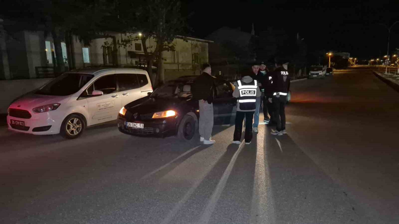 Yeşiltepe’de Geniş Çaplı Asayiş Denetimi Yapıldı (2)