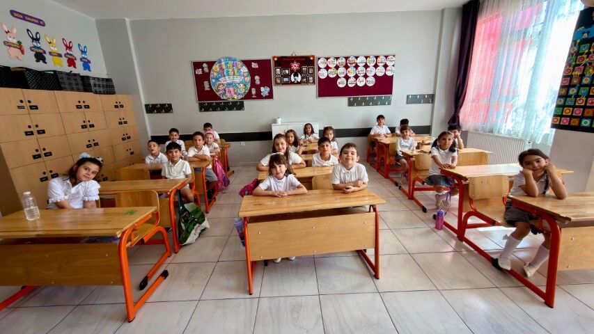 2025 2026 Eğitim Yılı Sona Erdi 18 Milyon Öğrenci Tatile Girdi (2)