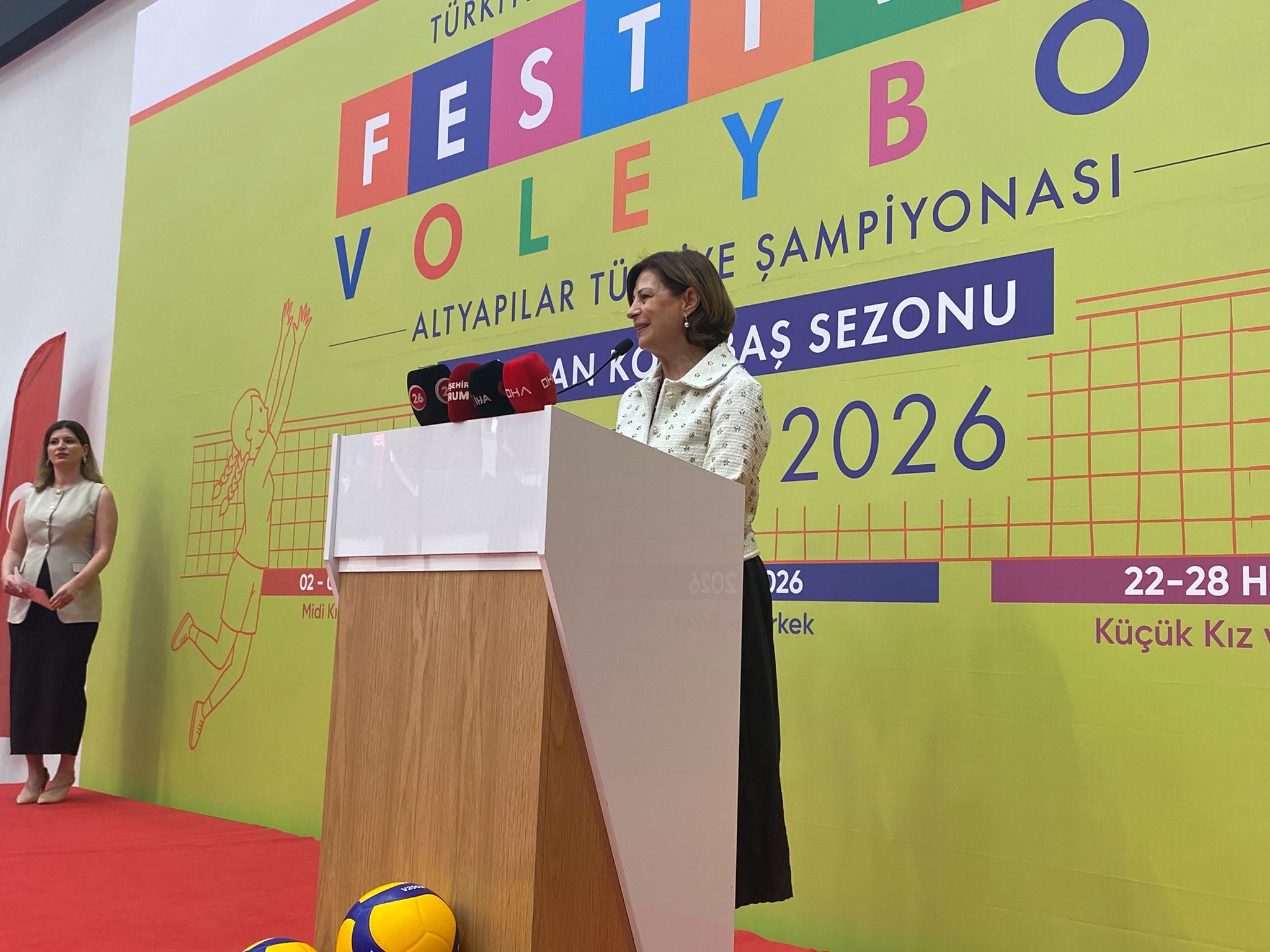 Ayşe Ünlüce