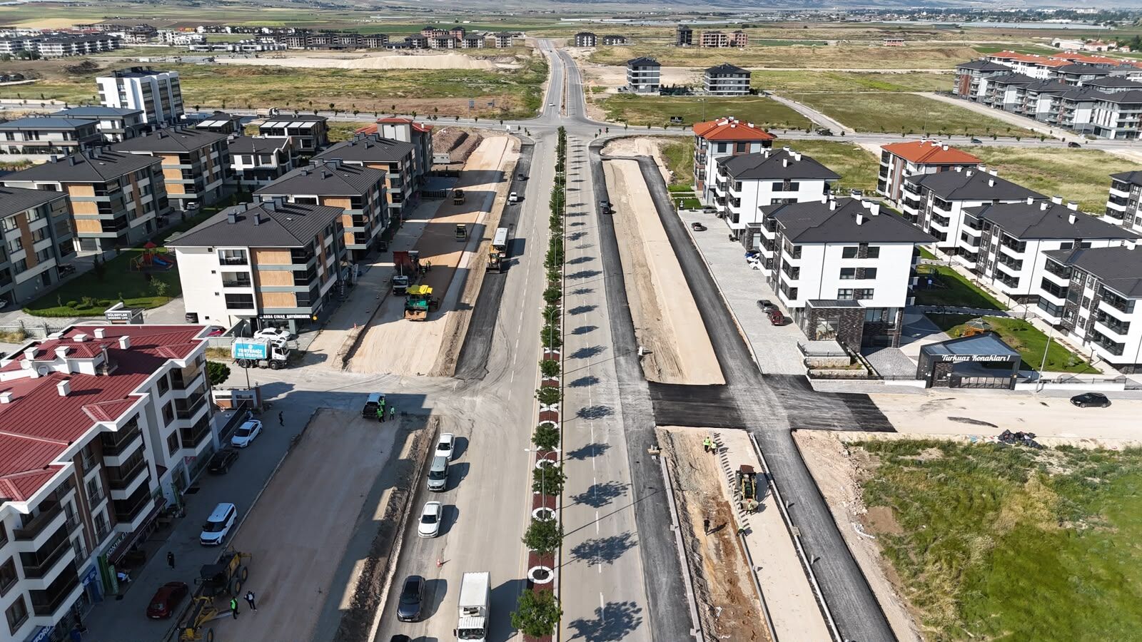 Başkan Ünlüce Yol Çalışmalarını Sahada Takip Etti (1)