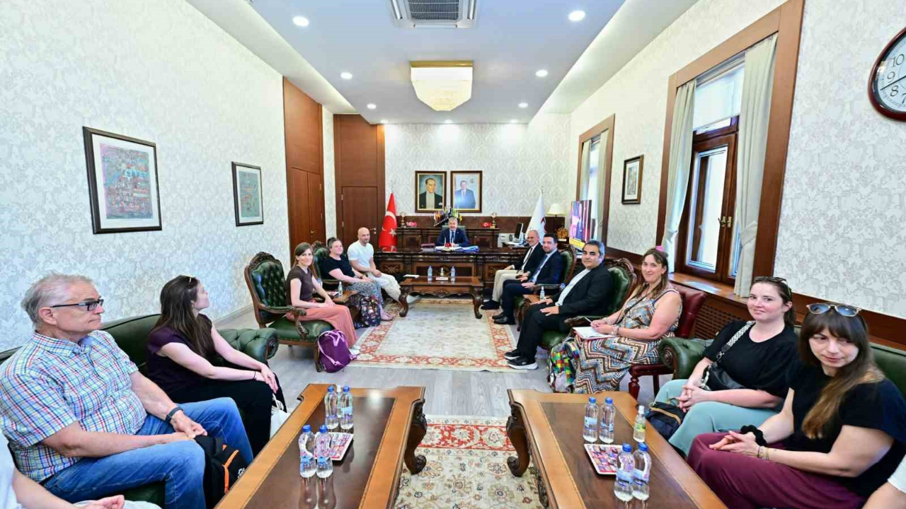 Bavyeralı Sosyal Hizmet Uzmanları Valiyi Ziyaret Etti (2)