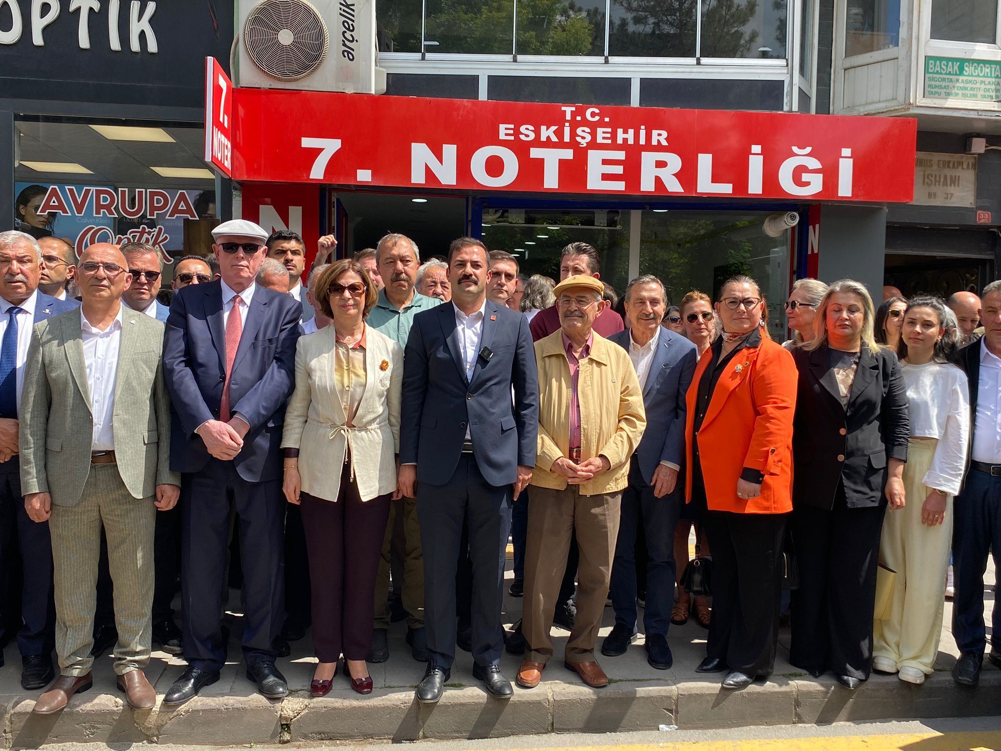 Chp Delegeleri Noter Huzurunda İmza Verdi (1)