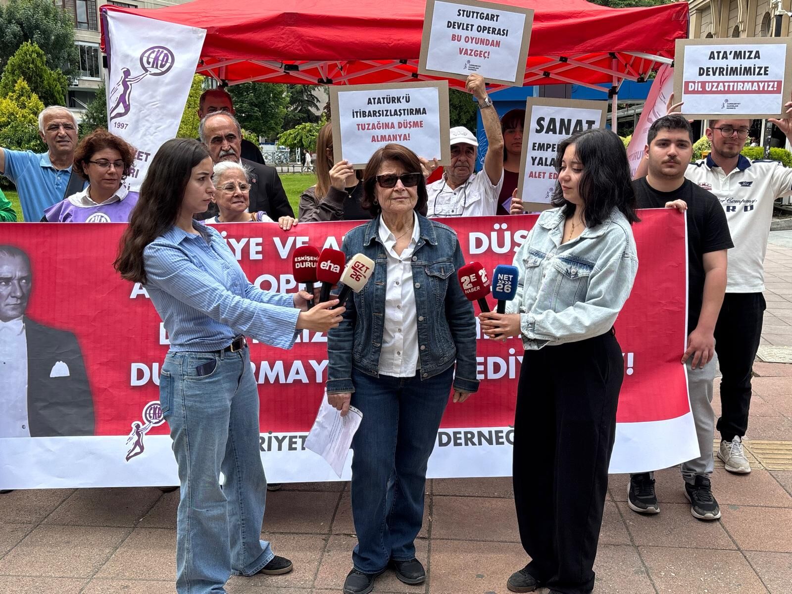 Cumhuriyet Kadınları Derneği'nden Tartışmalı Opera Tepkisi Sahnelenemez