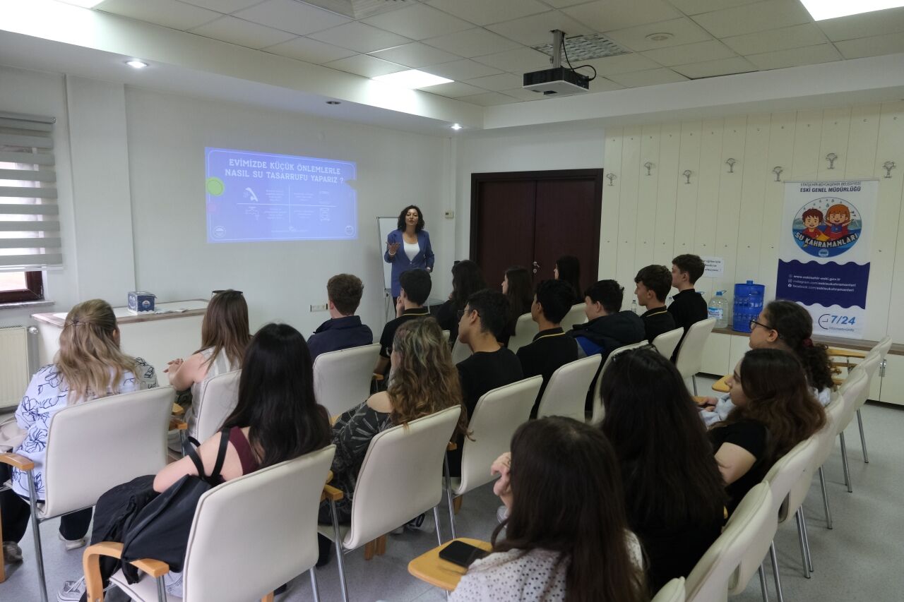 Eski̇ Su Kahramanları Programı Öğrencilerle Buluştu (2)