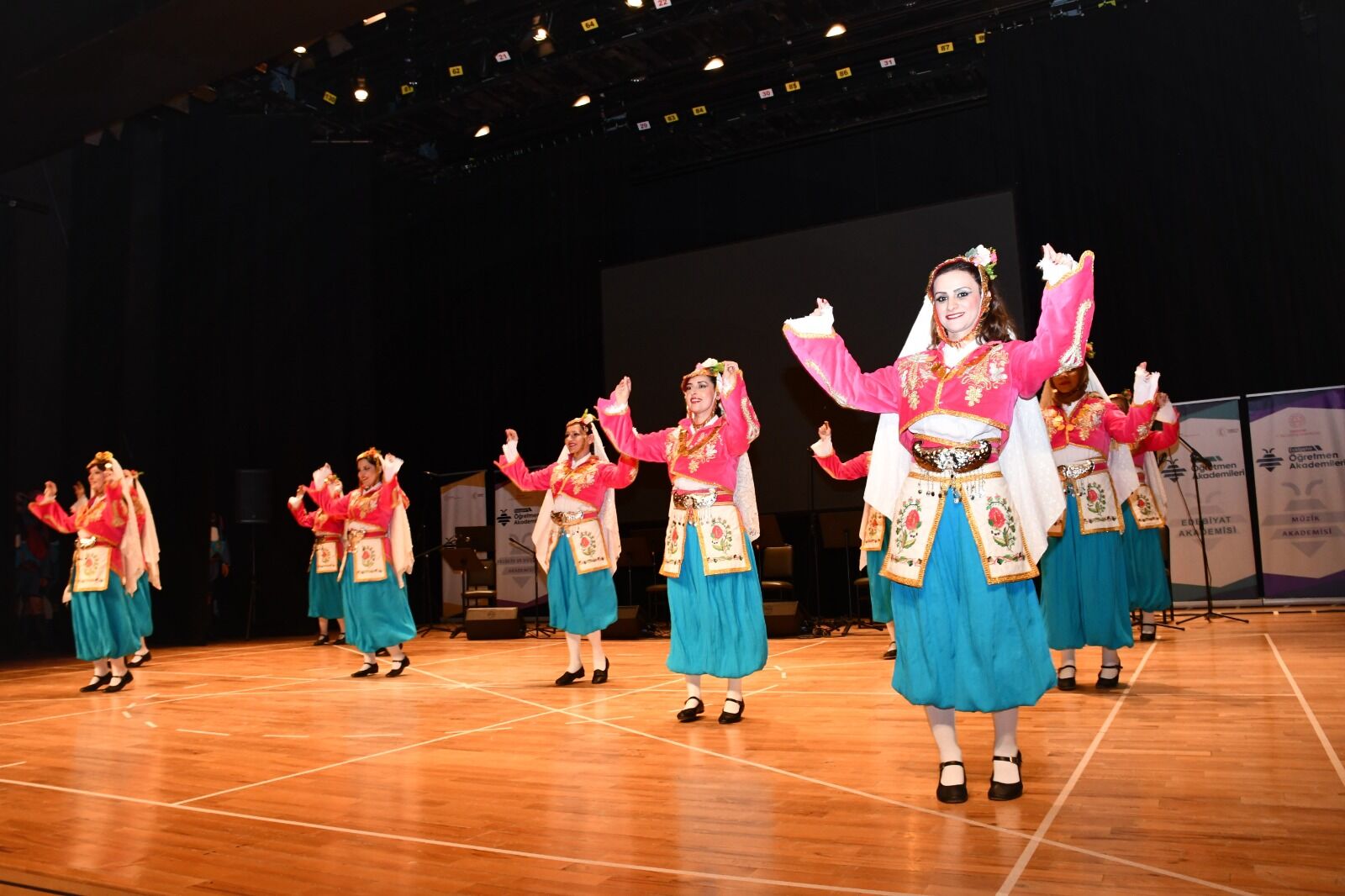 Eskişehir Öğretmen Akademileri Yılı Tamamlandı (6)