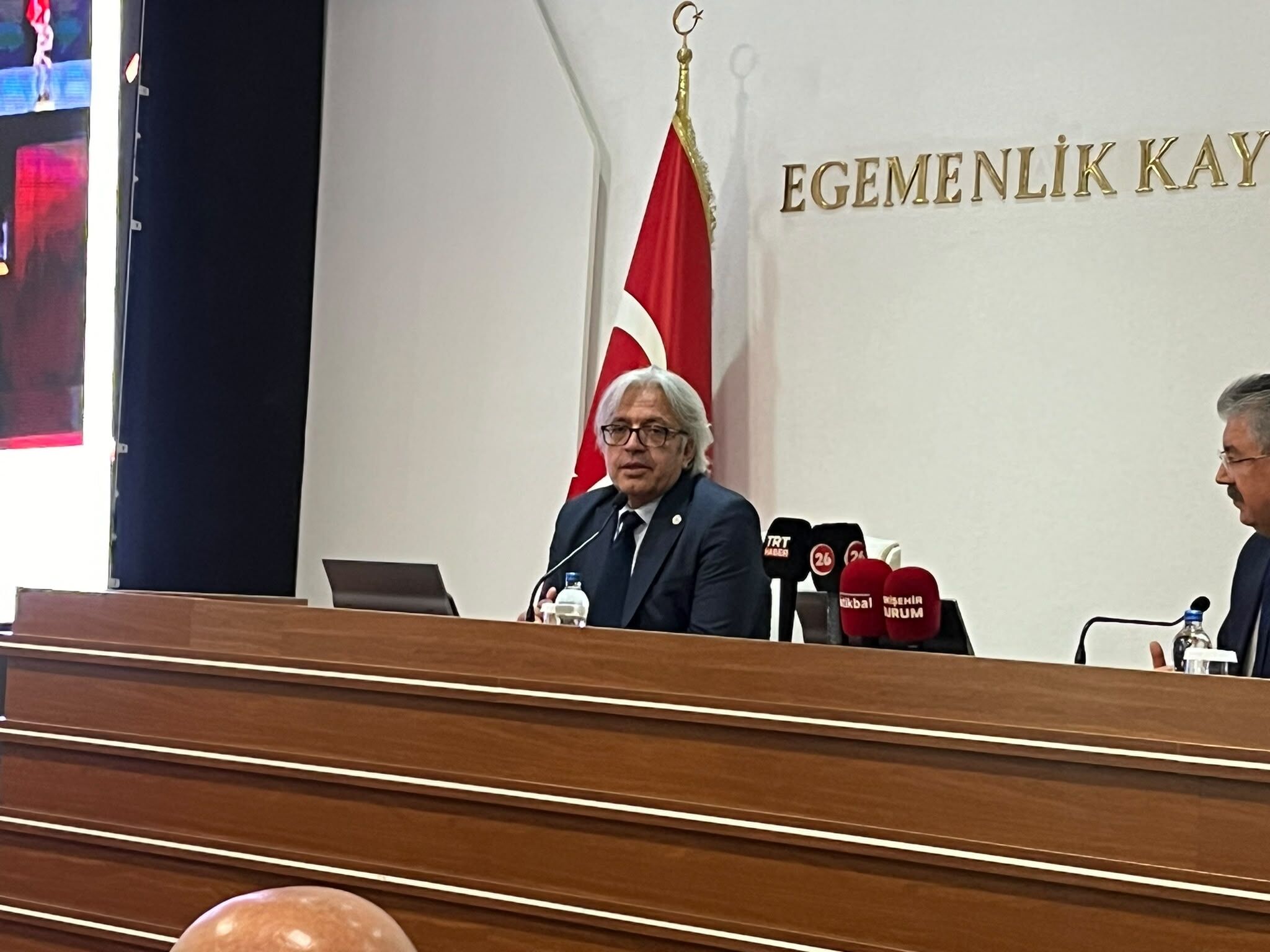 Eskişehir Valisi Yılmaz’a Yılın Mülki İdare Amiri Ödülü Verildi (2)