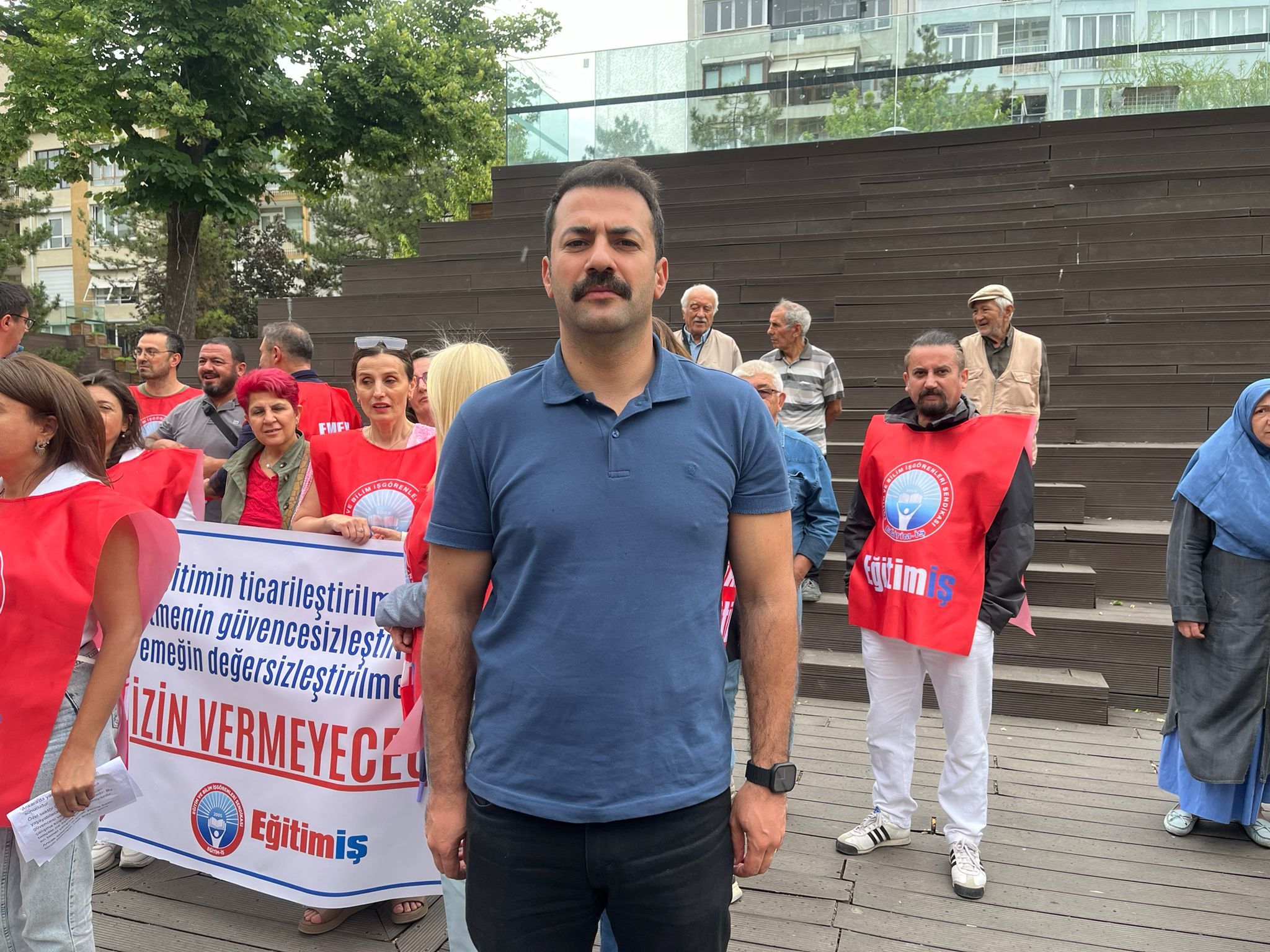 Eskişehir’de Eğitimcilerden Ters Kelepçe Tepkisi Ve Dayanışma Çağrısı (5)