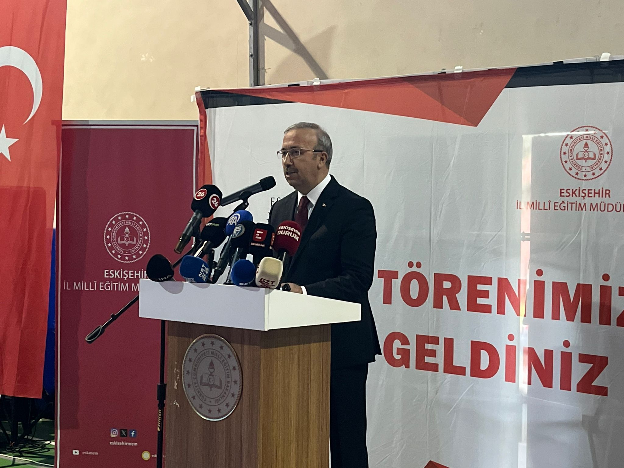 Eskişehir’de Fethi Heper’in Adını Taşıyan Okul Törenle Açıldı (15)