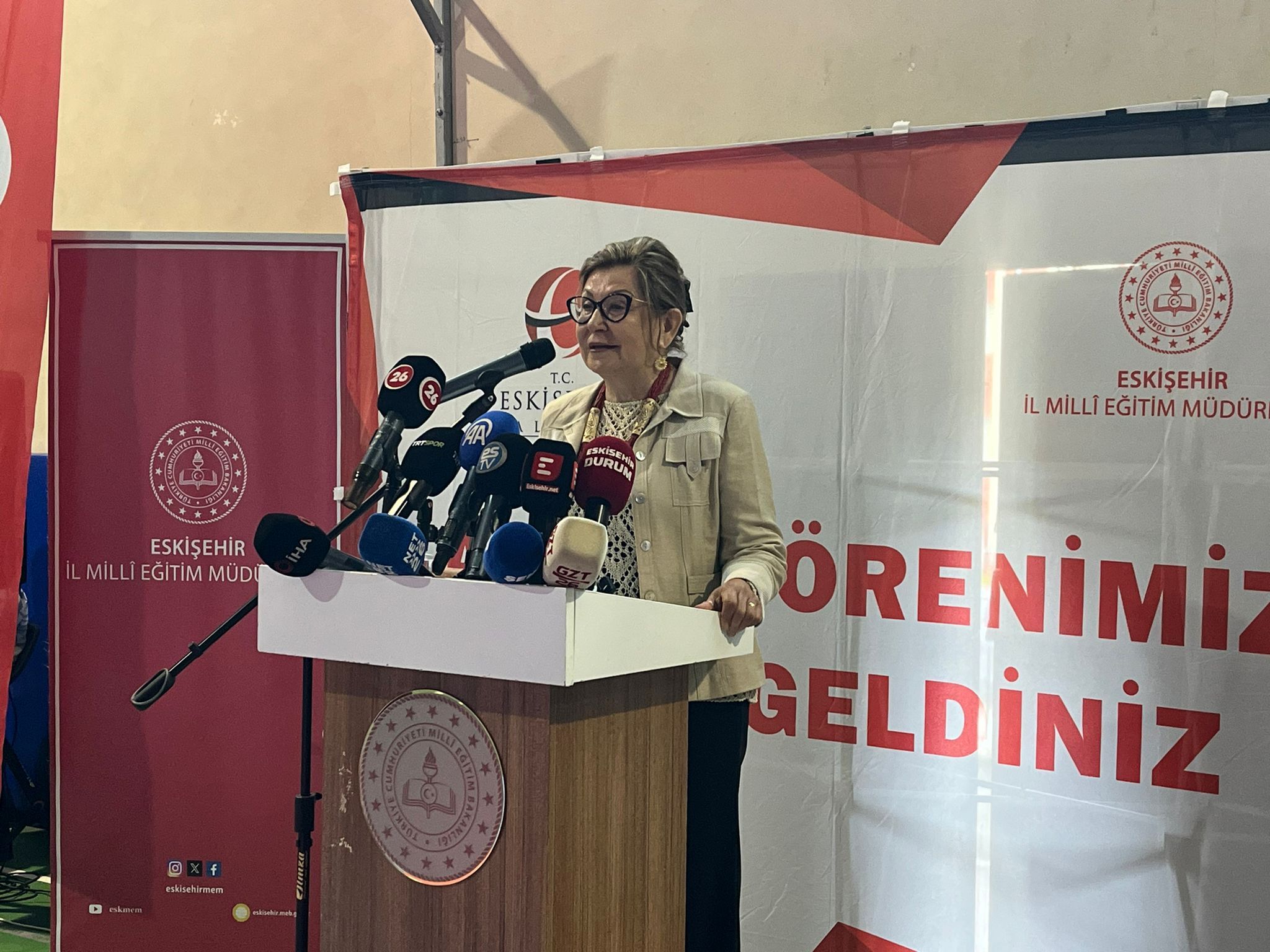 Eskişehir’de Fethi Heper’in Adını Taşıyan Okul Törenle Açıldı (4)