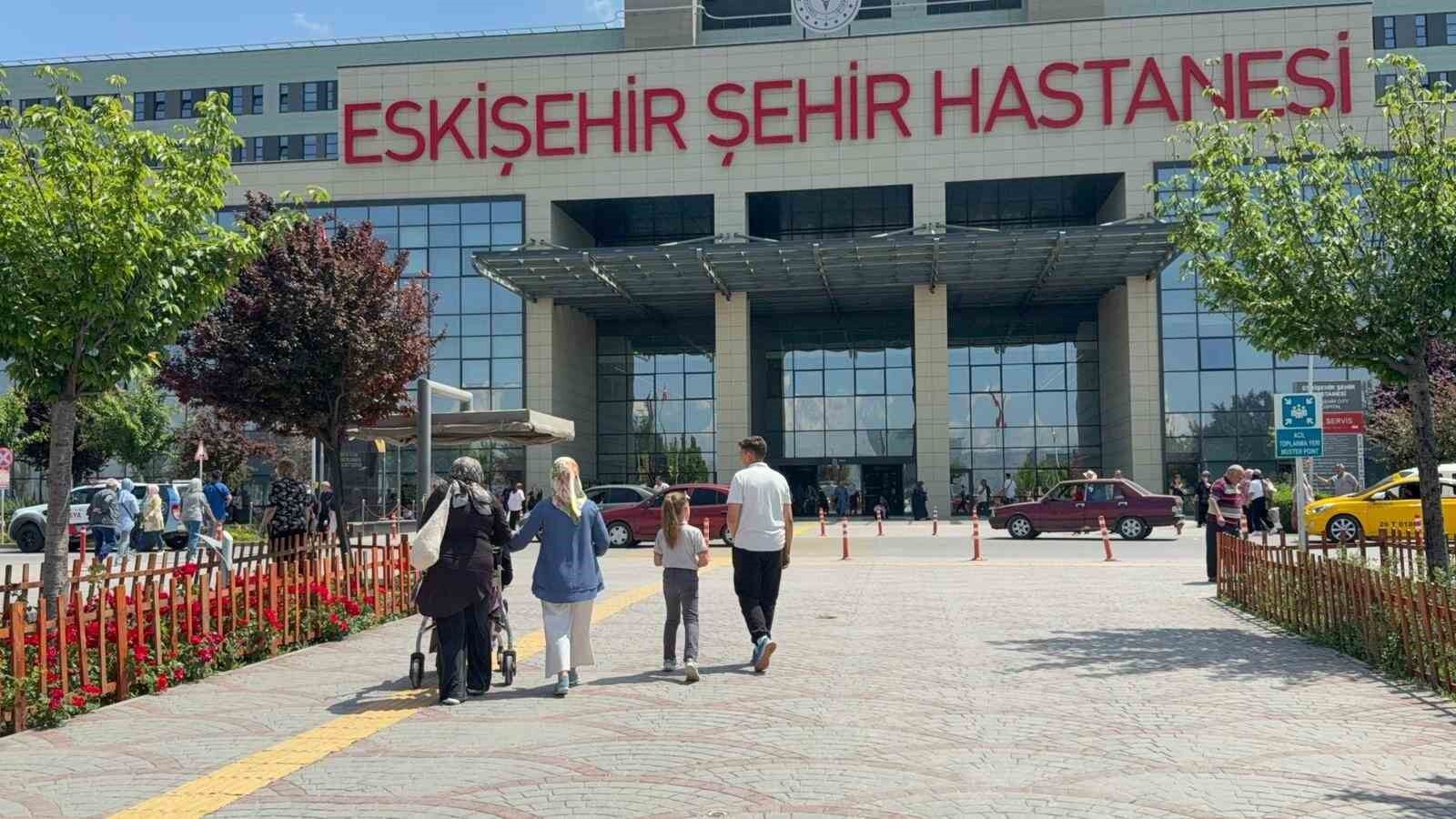 Eskişehir'de Kadının İsyanı İki Erkek Bana Saldırdı (2)