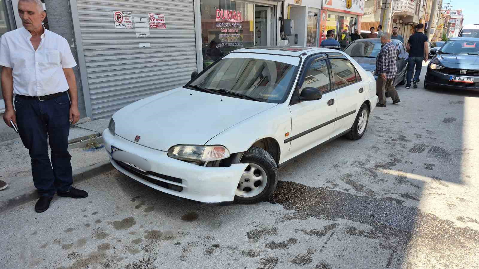 Eskişehir'de Korkutan Kaza Alkollü Sürücü 5 Aracı Hurdaya Çevirdi