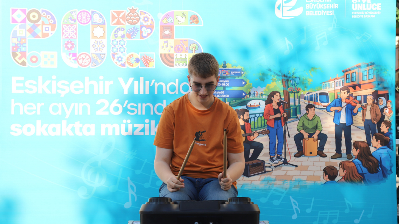 Eskişehir'de Müzik Ve İndirim Günleri Yoğun İlgi Gördü (1)