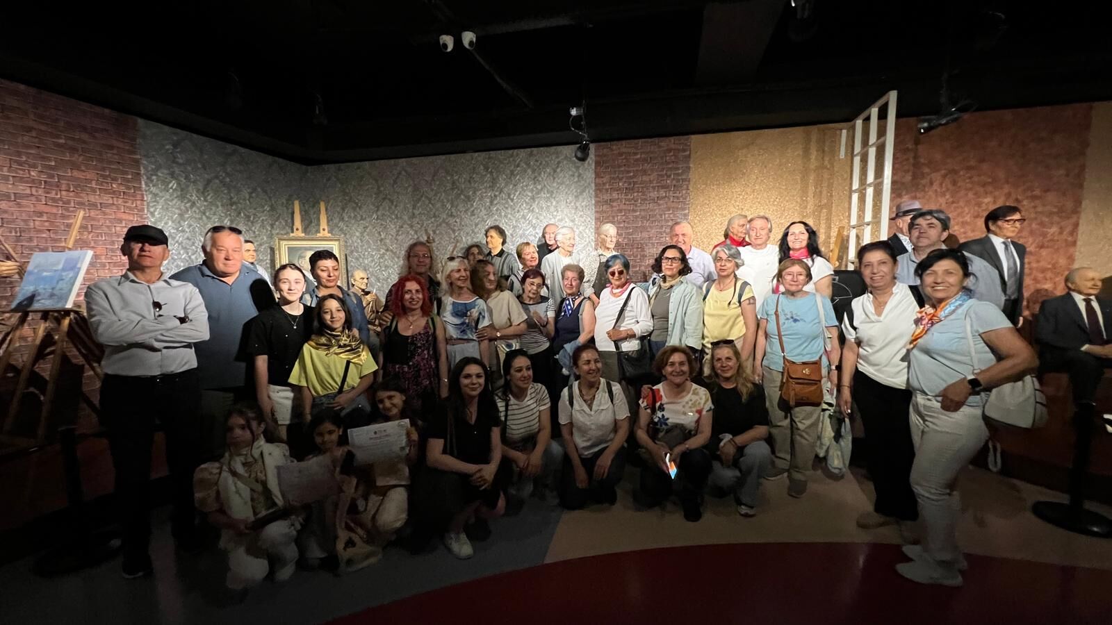 Eskişehir’de O Sanatçının Balmumu Heykeli Yapıldı (1)
