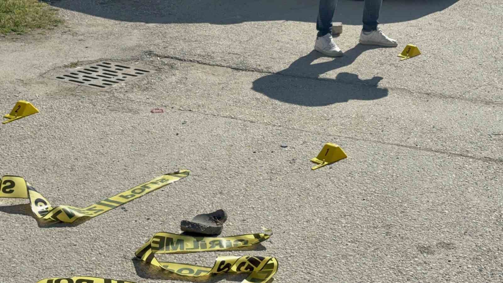 Eskişehir'de Tartışma Kanlı Bitti 1 Kişi Yaralandı (2)