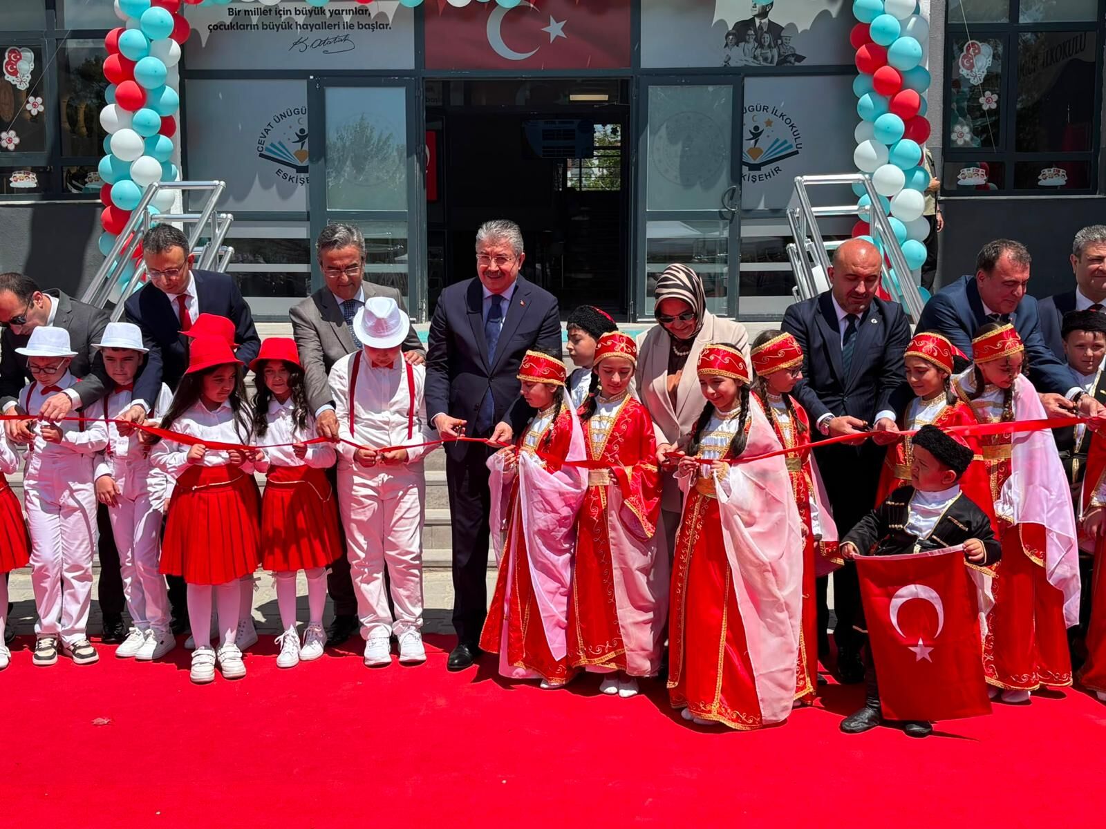 Eskişehir’de Yeni İlkokul Törenle Hizmete Girdi (1)