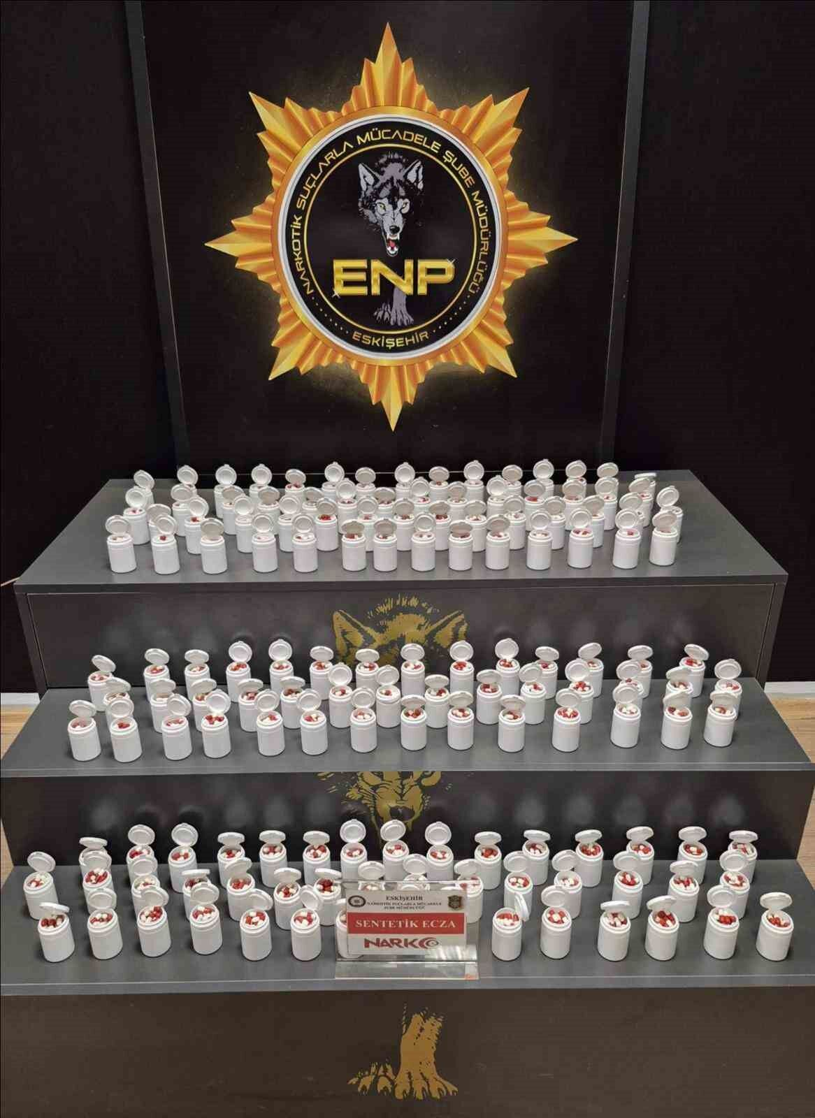 Eskişehir'de Zehir Tacirlerine Operasyon 10 Tutuklama (2)