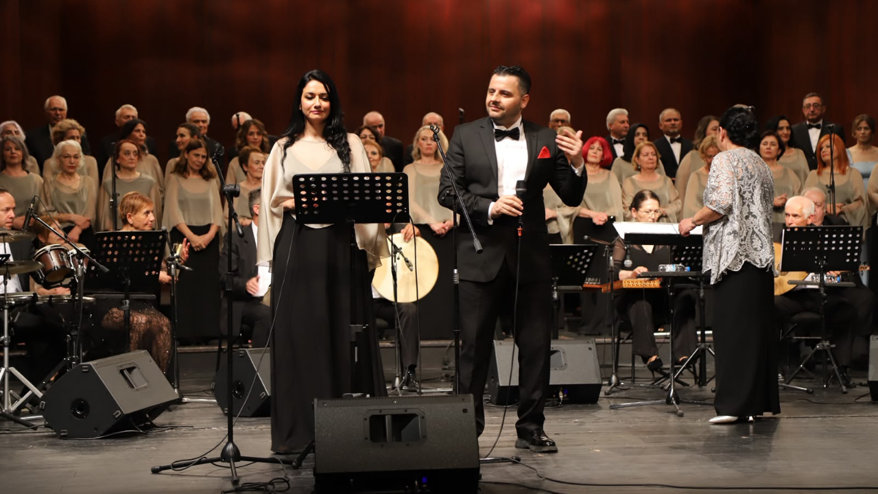 Esmek Korosu Konserle Sezonu Tamamladıi (6)