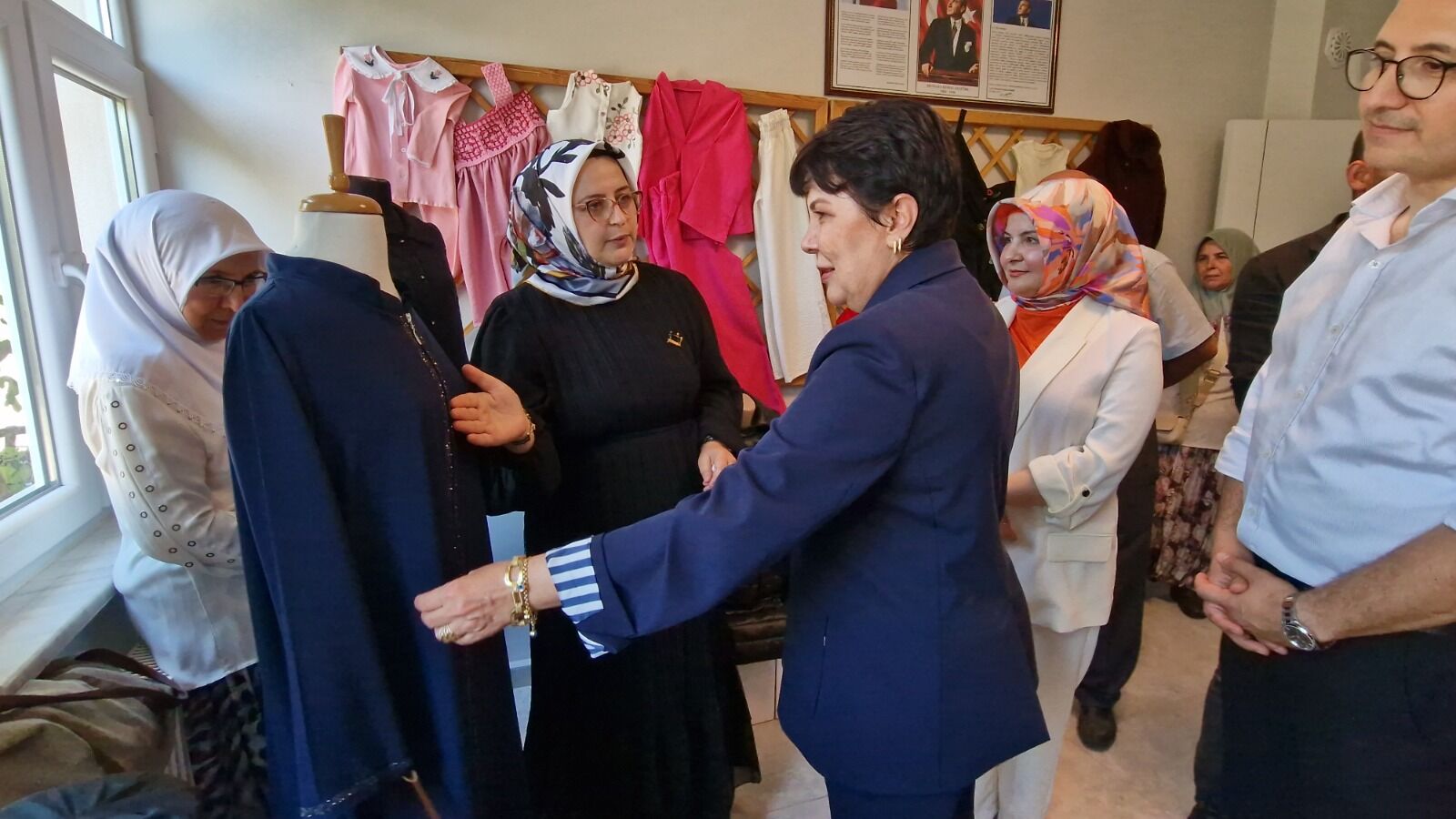 Esmek'in Yansımalar Sergisi İlçeleri Geziyor (10)