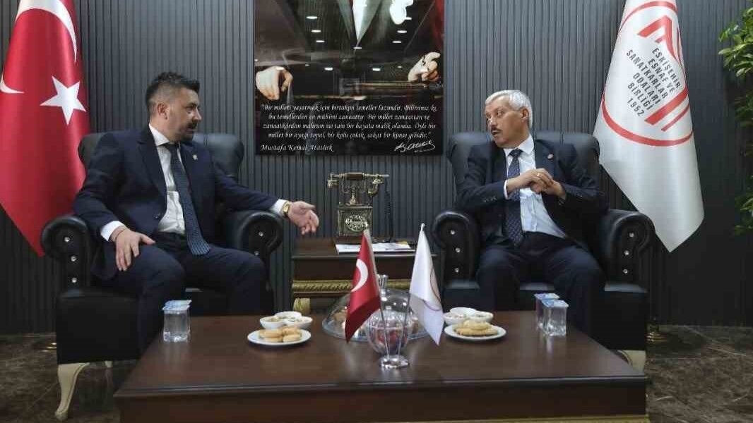 Esmi̇ad’dan Adnan Karamanlı’ya Ziyaret İş Birliği Masada (1)-1